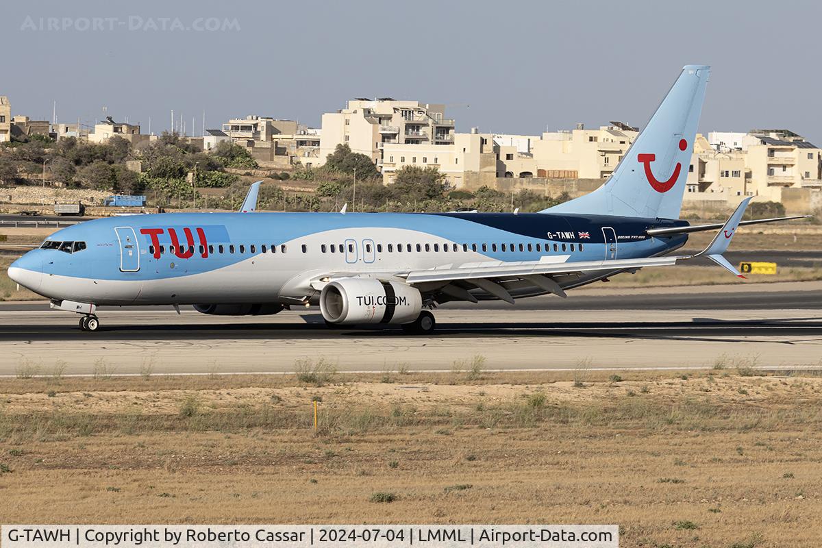 G-TAWH, 2012 Boeing 737-8K5 C/N 38107, Runway 31