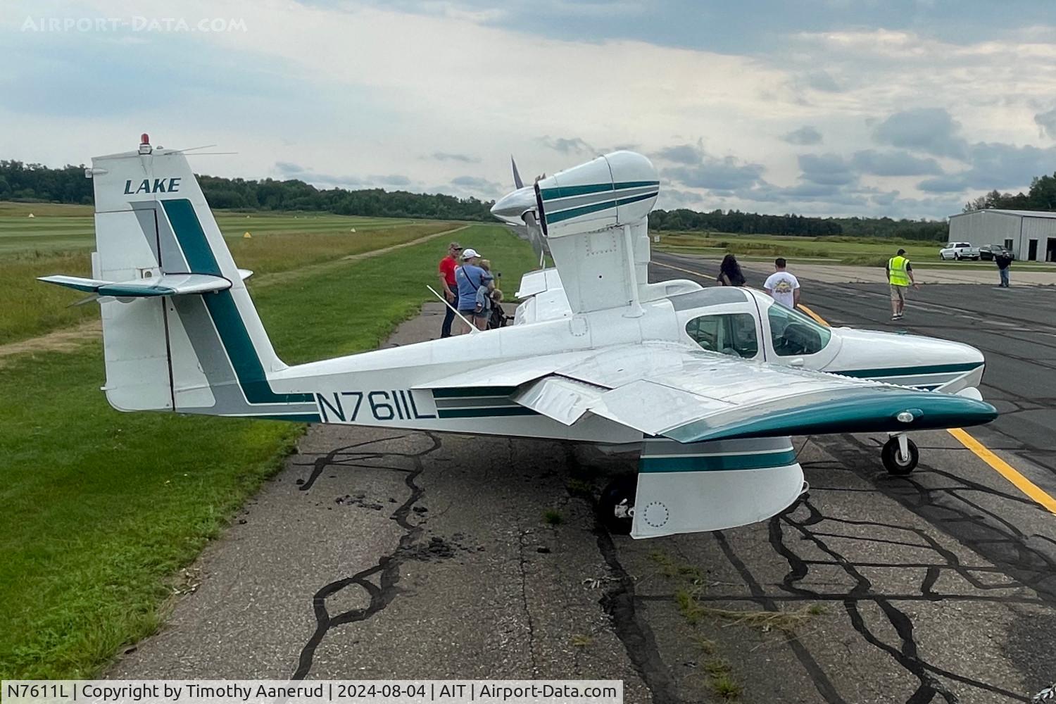 N7611L, 1968 Lake LA-4 C/N 384, 1968 Lake LA-4, c/n: 384, Aitkin Wild Rice Pancake Breakfast and Fly-In
