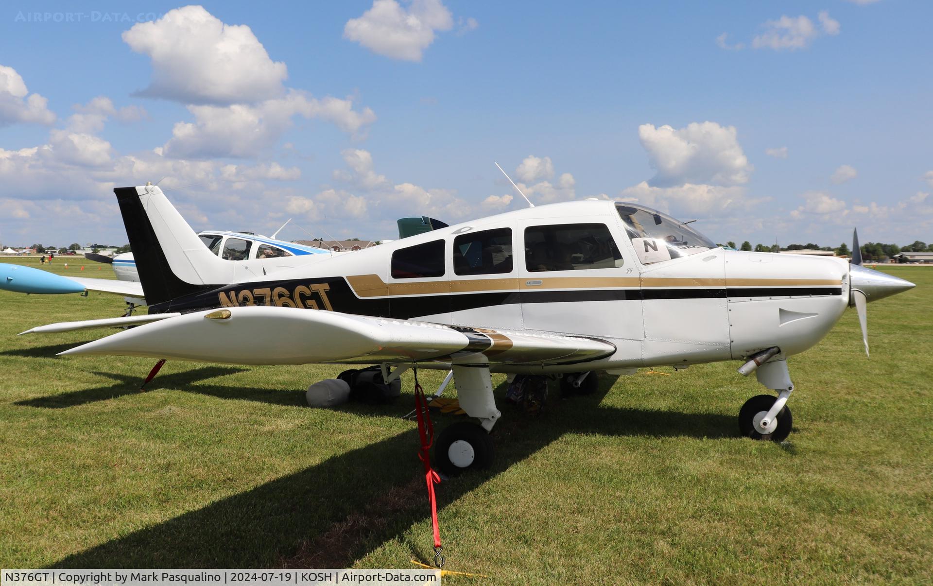 N376GT, 1976 Beech C23 Sundowner 180 C/N M-1889, Beech C23