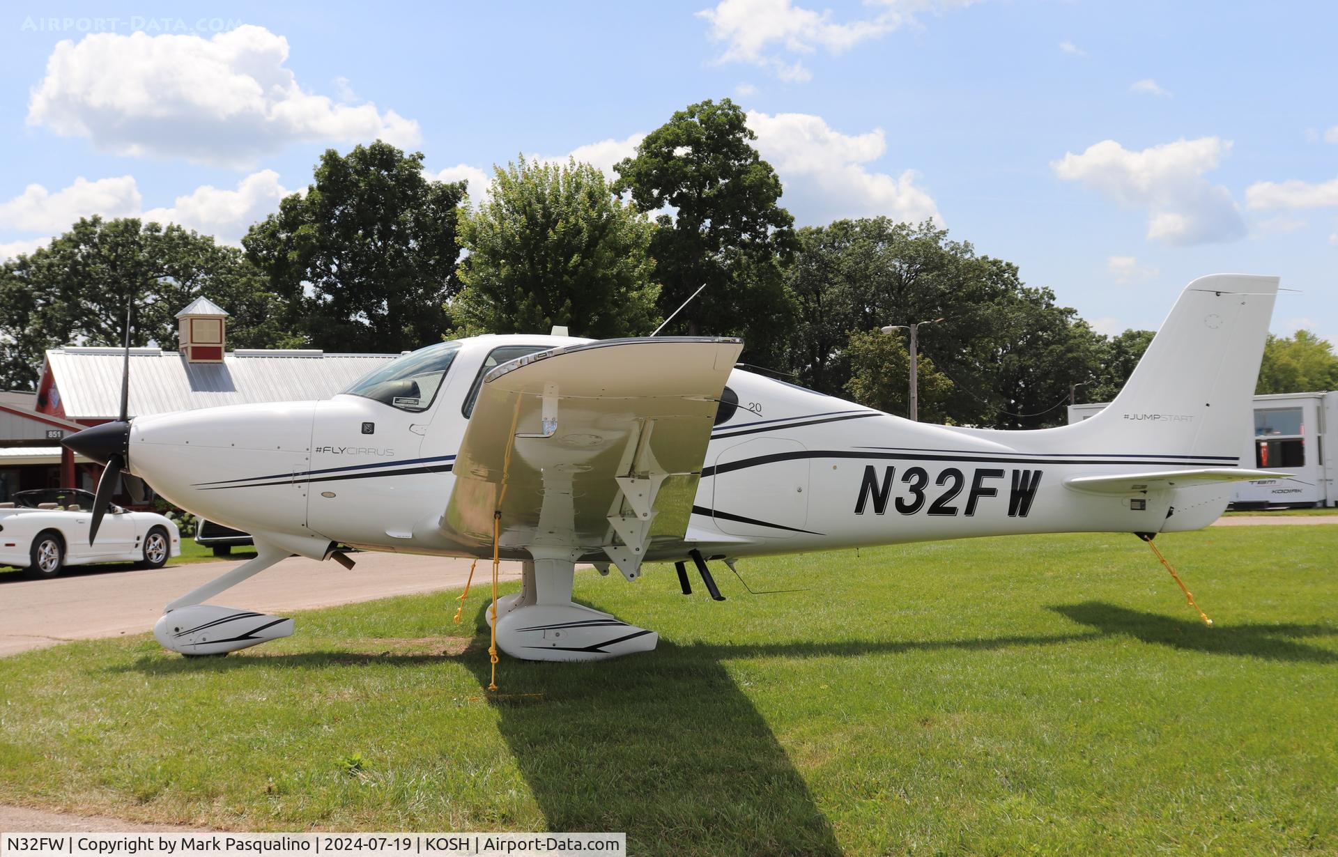 N32FW, 2019 Cirrus SR20 C/N 2483, Cirrus SR20