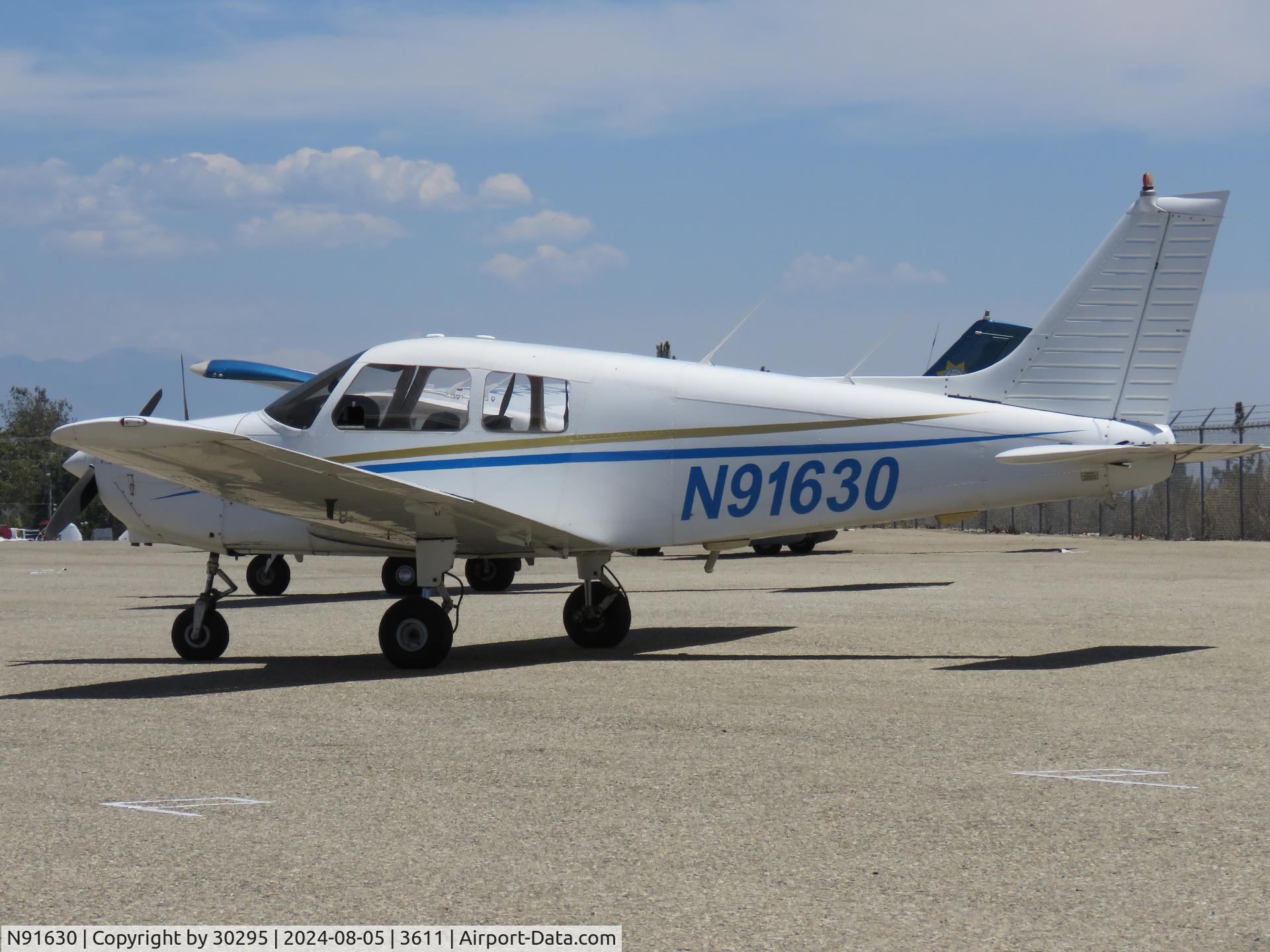 N91630, Piper PA-28-161 C/N 2841055, Parked