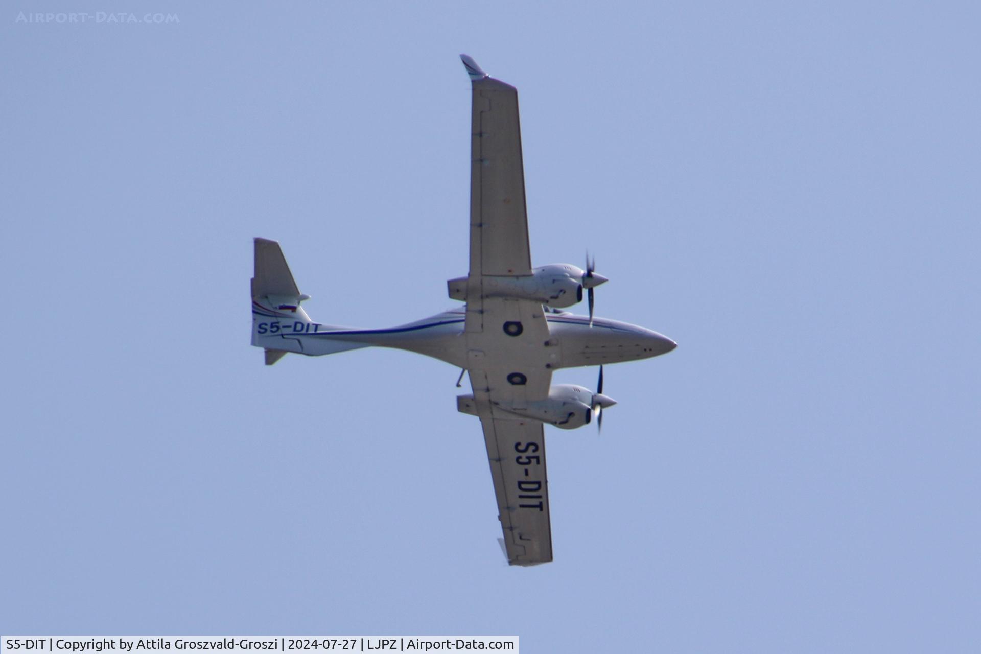 S5-DIT, Diamond DA-42 Twin Star C/N 42.270, LJPZ - Portorož Airport, Slovenia