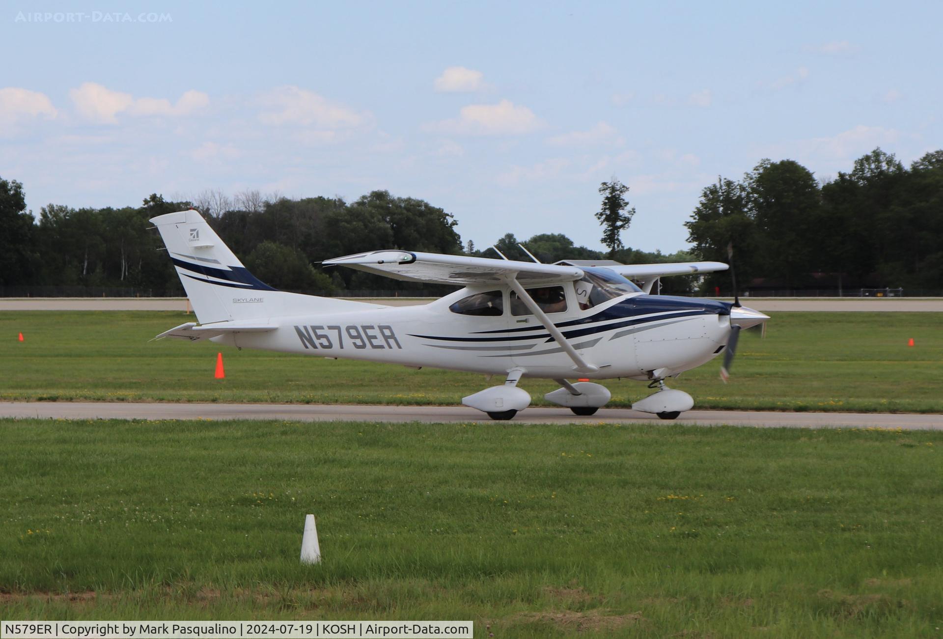 N579ER, 2005 Cessna 182T Skylane C/N 18281599, Cessna 182T
