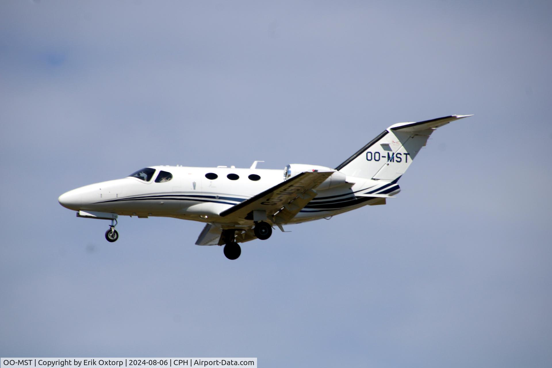 OO-MST, 2008 Cessna 510 Citation Mustang Citation Mustang C/N 510-0089, OO-MST landing rw 22L