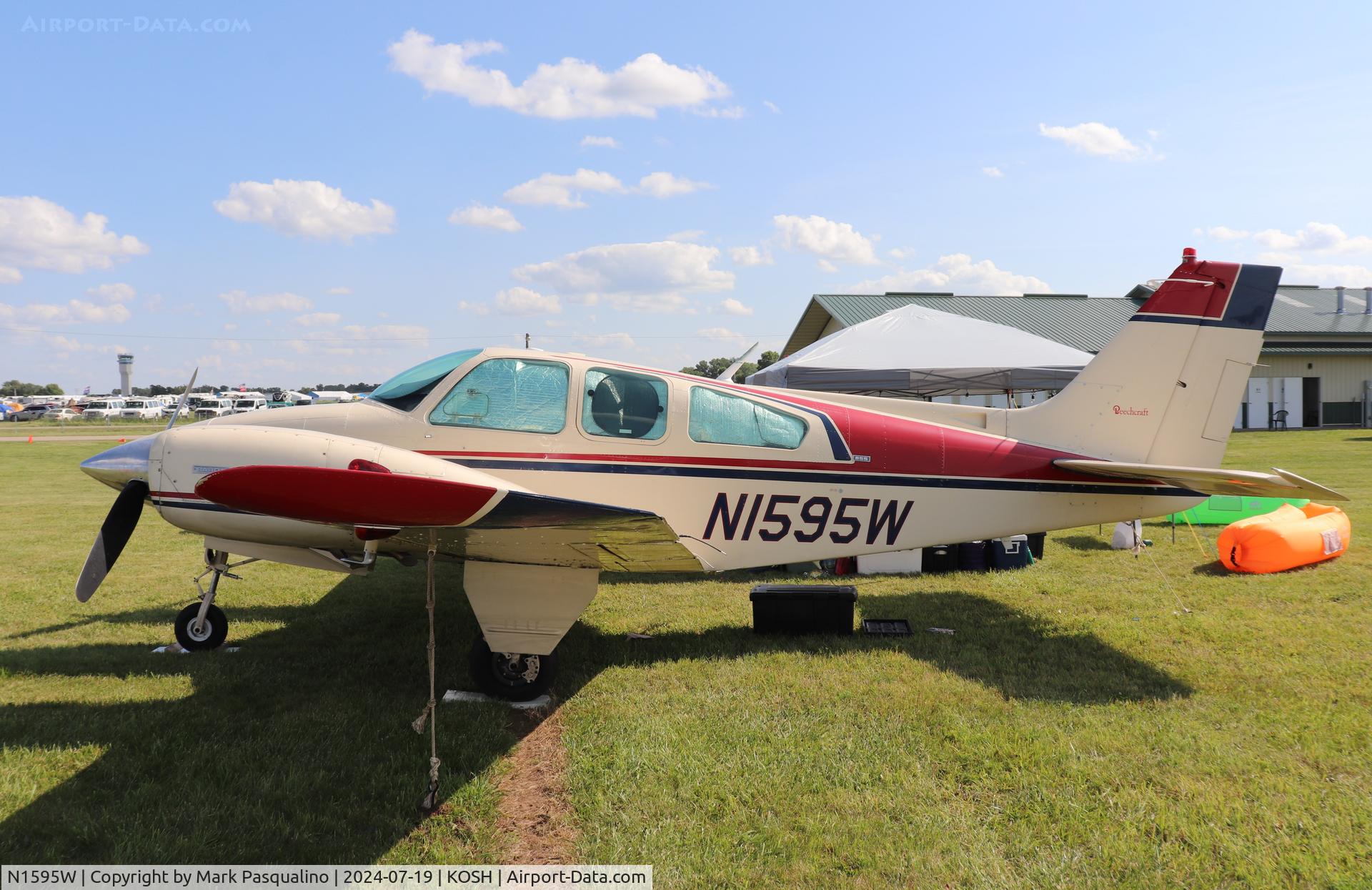 N1595W, 1972 Beech 95-B55 (T42A) Baron C/N TC-1448, Beech B55