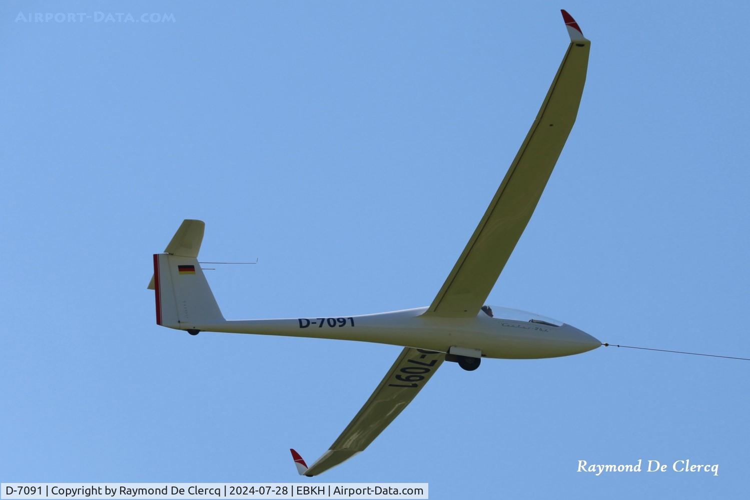 D-7091, 2003 Schempp-Hirth Ventus 2bx C/N 135, At Keiheuvel fly-in.