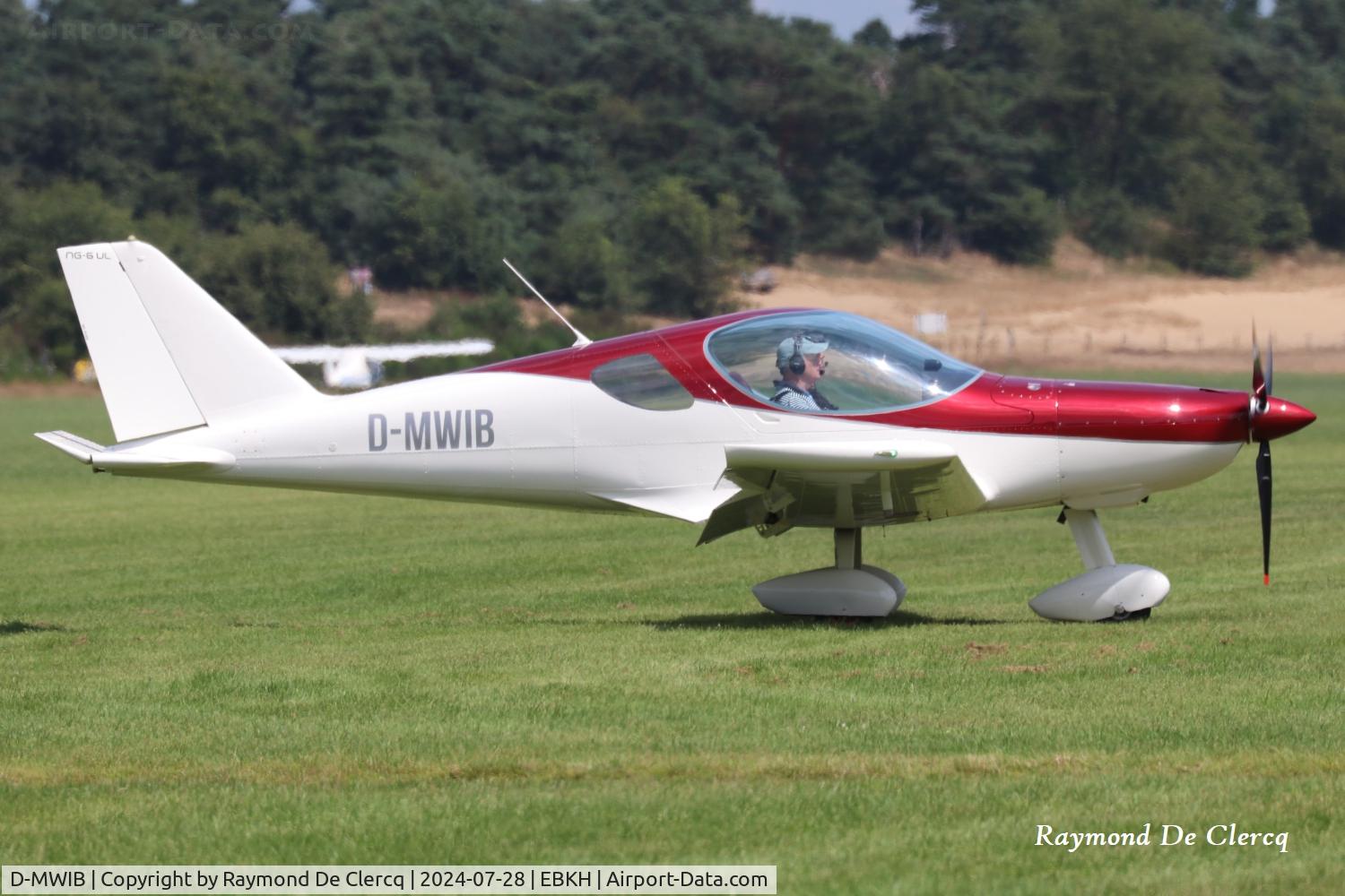 D-MWIB, Roko Aero NG6 UL C/N not found D-MWIB, At Keiheuvel fly-in.