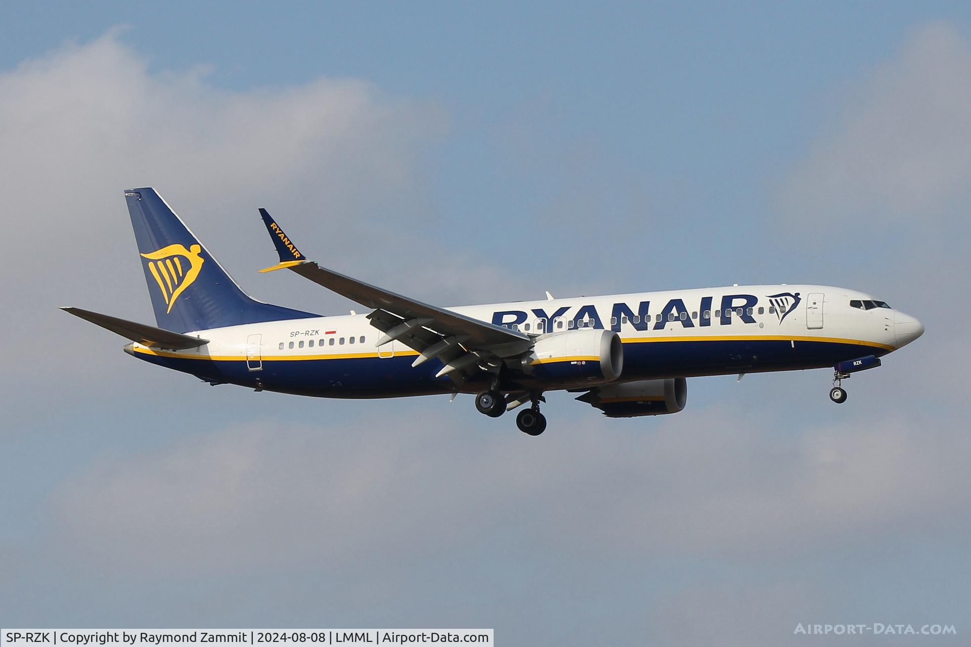 SP-RZK, 2021 Boeing 737-8-200 MAX C/N 62304, B737-8 MAX SP-RZK Ryanair Sun