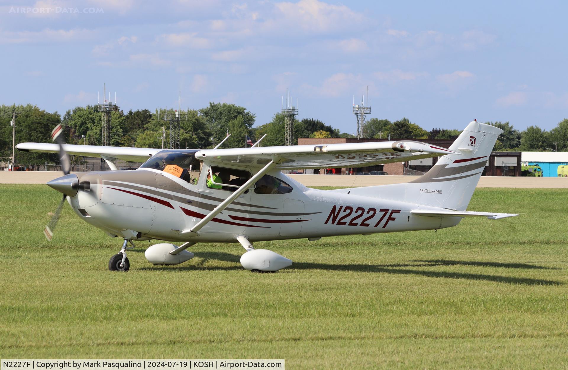 N2227F, 2005 Cessna 182T Skylane C/N 18281681, Cessna 182T