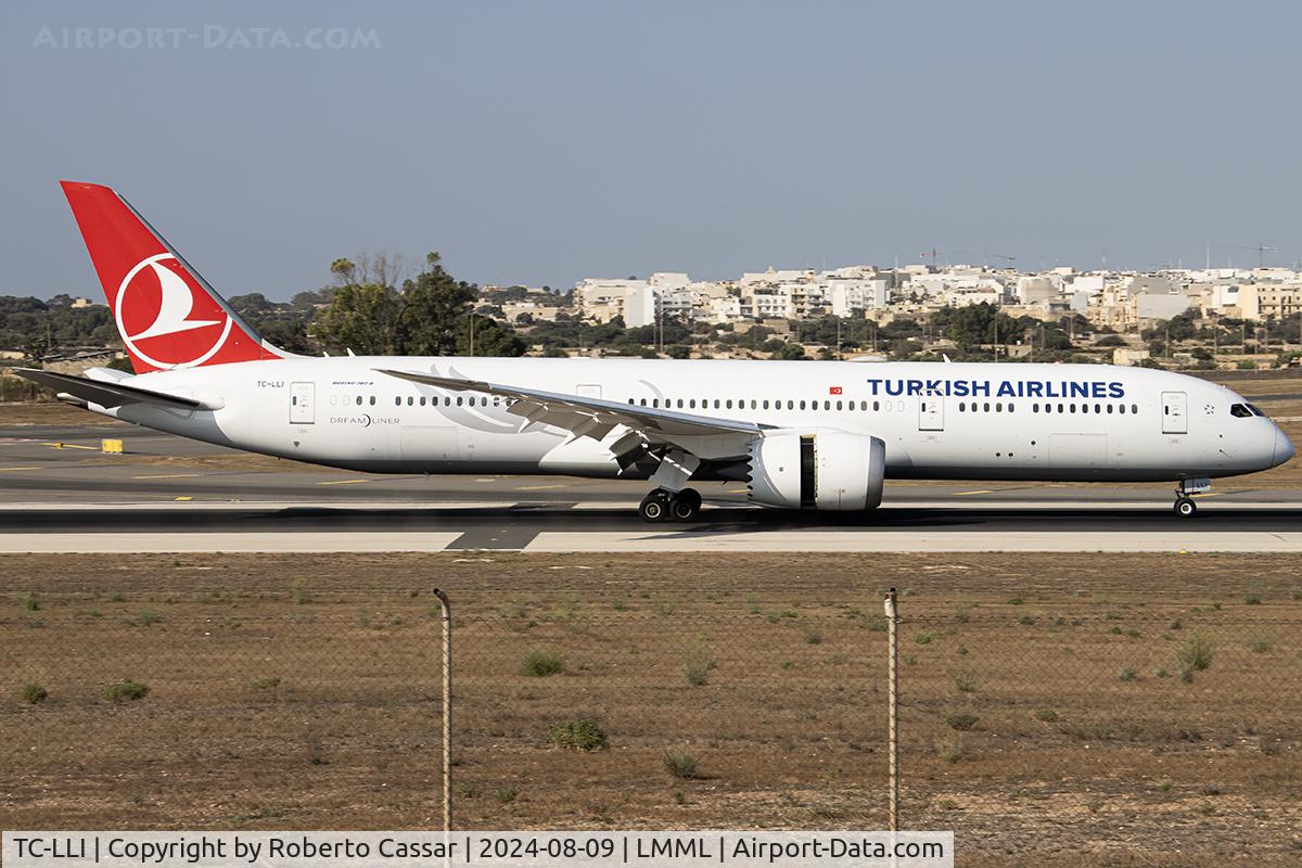 TC-LLI, Boeing 787-9 Dreamliner Dreamliner C/N 65809, Runway 31