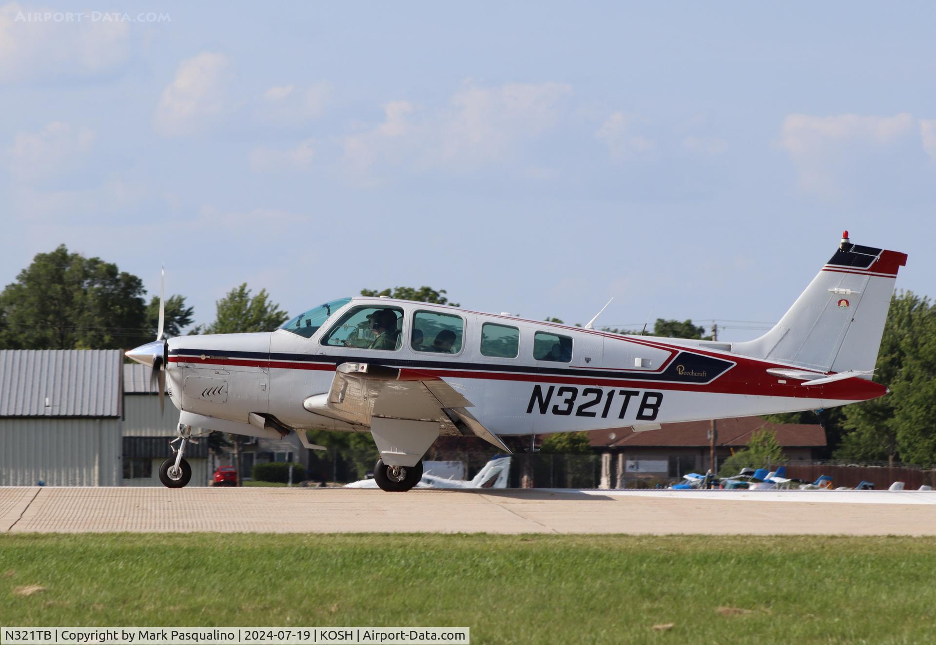 N321TB, 1982 Beech A36 Bonanza 36 C/N E-1998, Beech A36