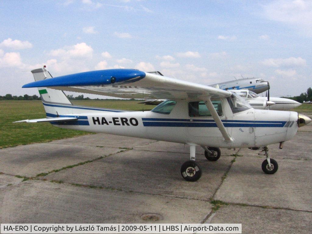 HA-ERO, Cessna 152 C/N 15285576, Parking (2009)