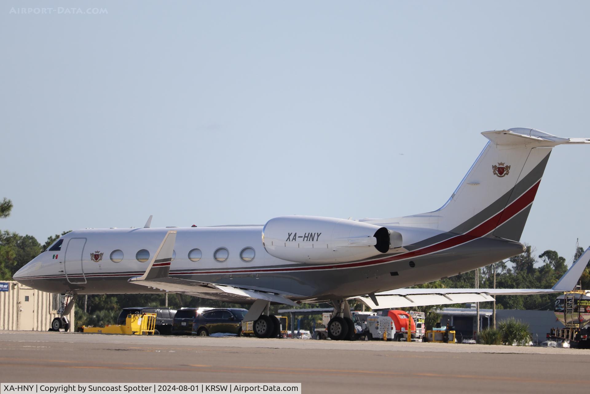 XA-HNY, 1998 Gulfstream Aerospace G-IV C/N 1338, Gulfstream XA-HNY sits on the Private Sky ramp at Southwest Florida International Airport