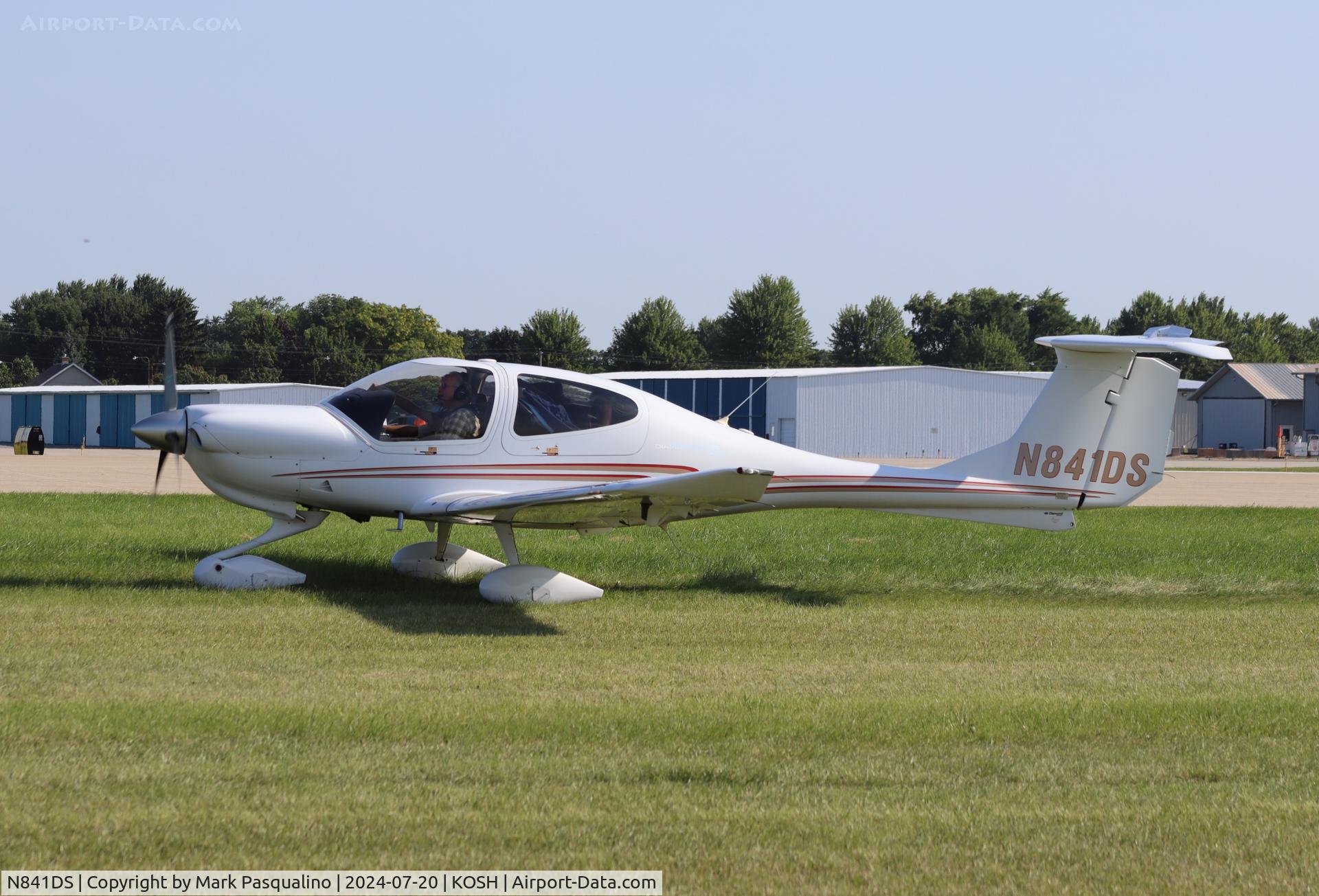 N841DS, 2007 Diamond DA-40 Diamond Star C/N 40.881, Diamond  DA-40
