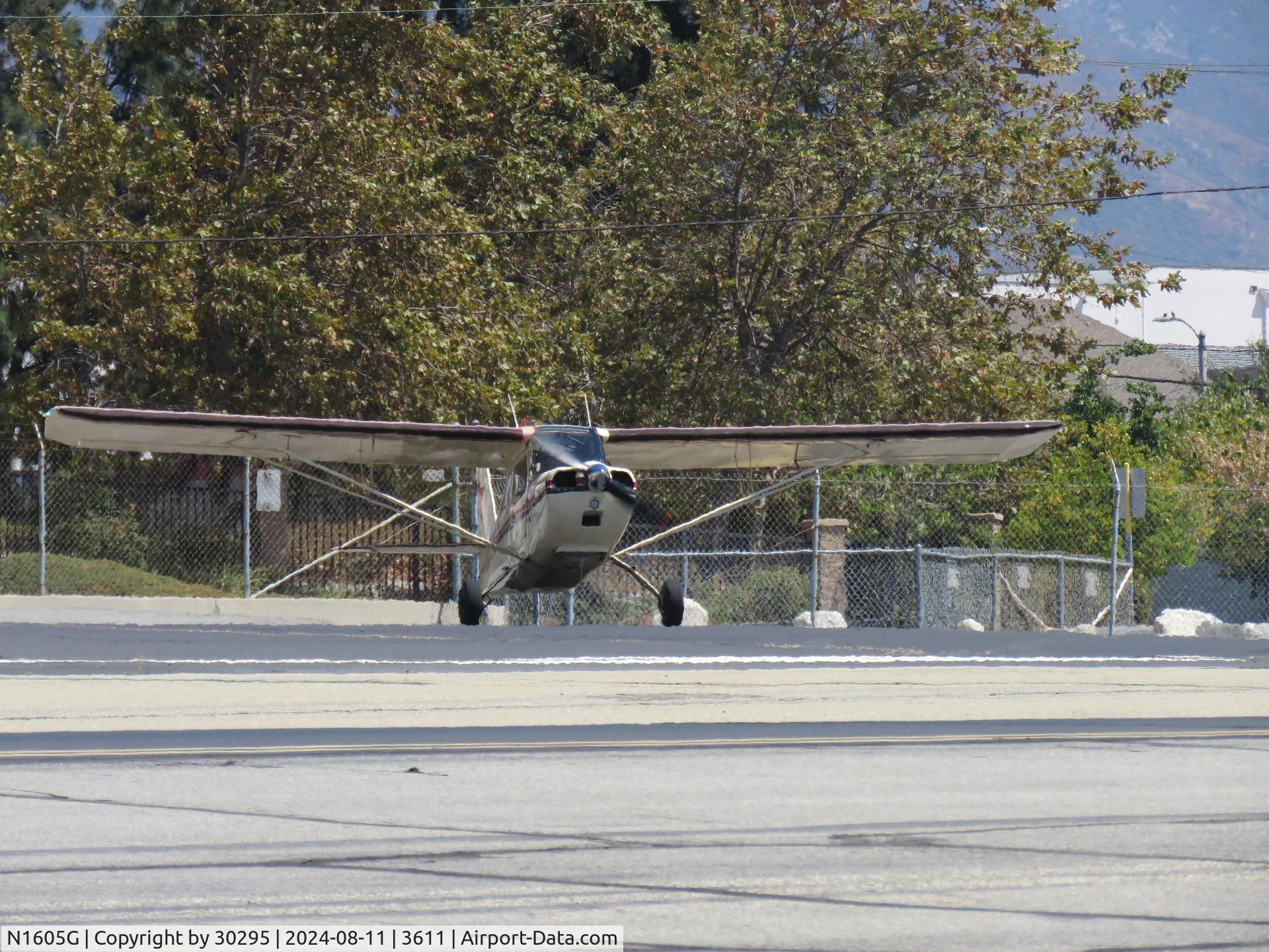 N1605G, 1968 Champion 7KCAB C/N 99, Entering the runway