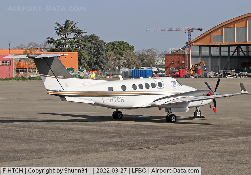 F-HTCH, 1982 Beech B200 King Air King Air C/N BB-1006, Parked at the General Aviation area...
