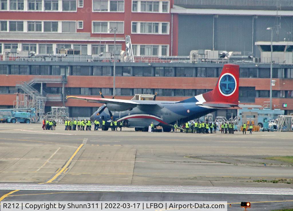 R212, Transall C-160R C/N 215, Parked at Airbus to promote his last flight Tour over France before exhibited at Aeroscopia Museum...