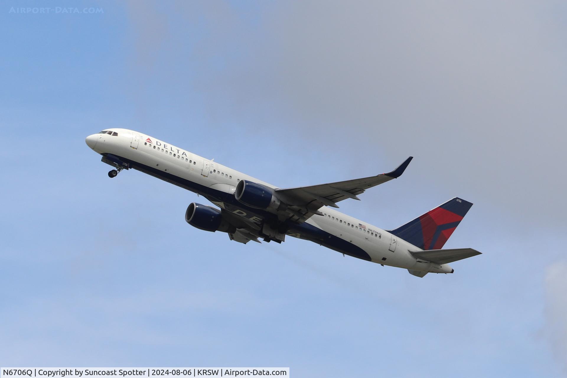 N6706Q, 2000 Boeing 757-232 C/N 30422, Delta Flight 1089 departs Runway 24 at Southwest Florida International Airport enroute to Hartsfield-Jackson Atlanta International Airport