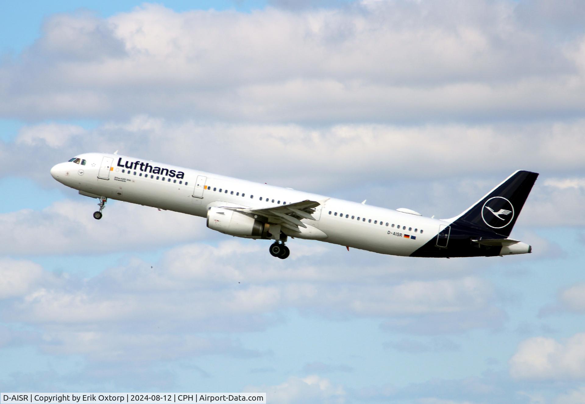 D-AISR, 2009 Airbus A321-231 C/N 3987, D-AISR taking off rw 22R