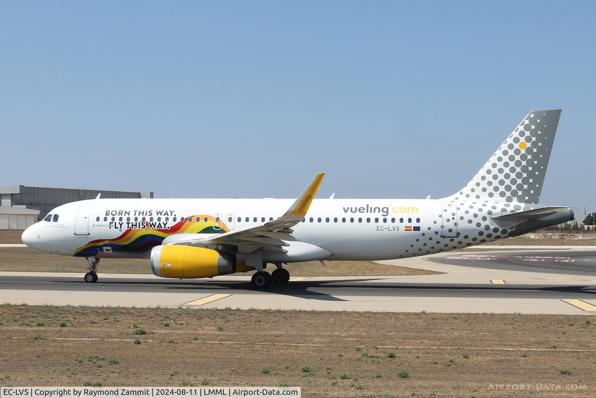 EC-LVS, 2013 Airbus A320-232 C/N 5599, A320 EC-LVS Vueling