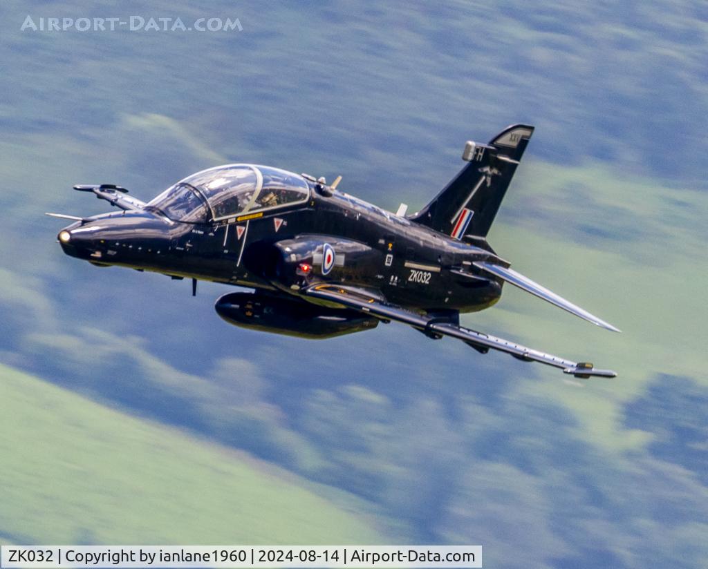 ZK032, 2009 British Aerospace Hawk T2 C/N RT023/1261, Mach Loop LFA7