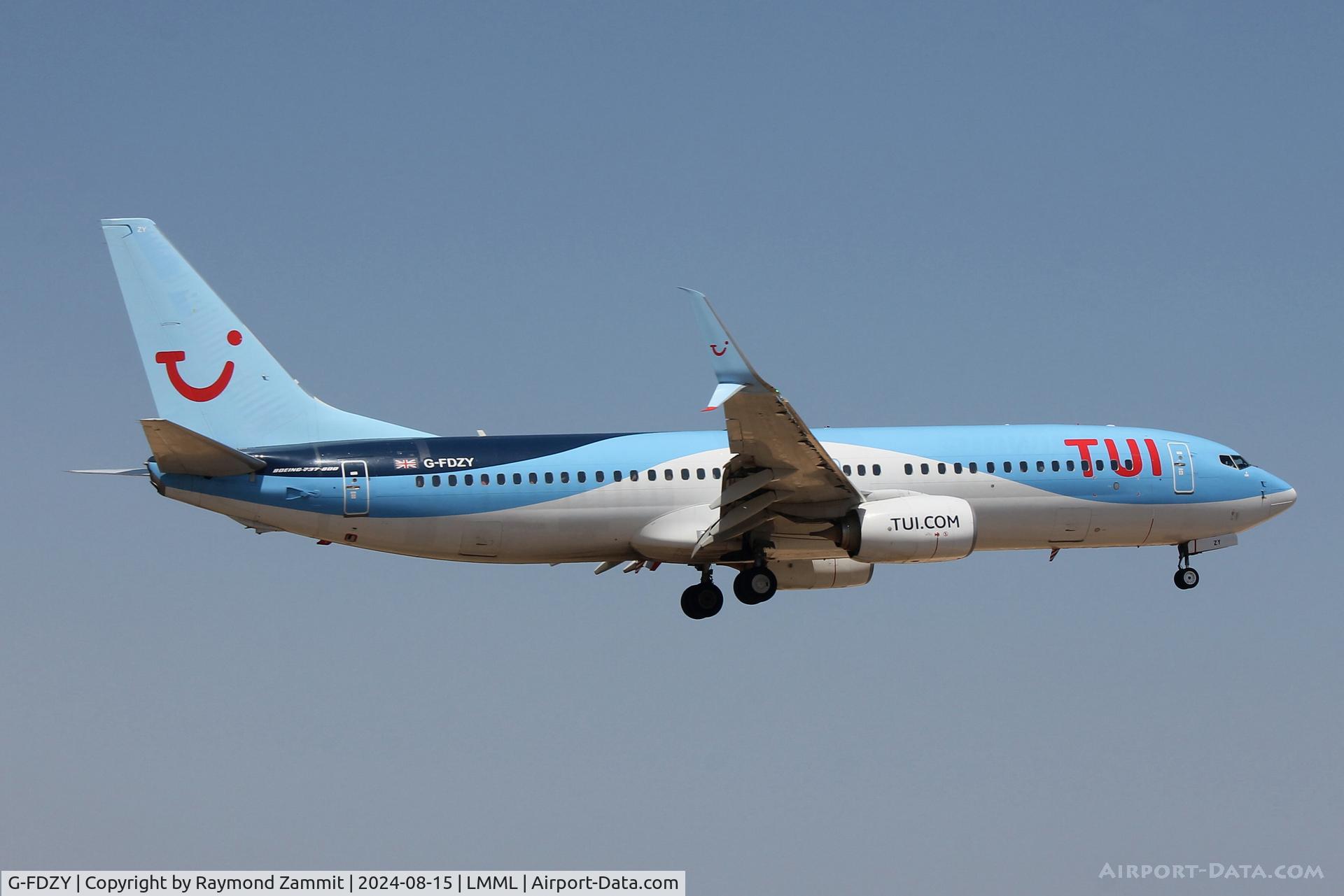 G-FDZY, 2011 Boeing 737-8K5 C/N 37261, B737-800 G-FDZY TuiFly