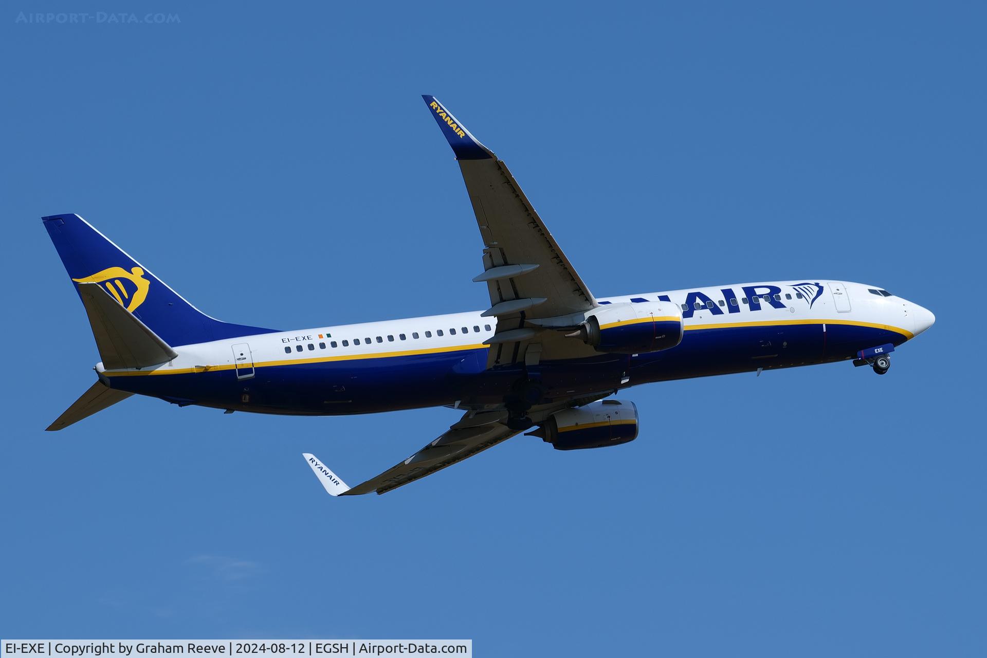 EI-EXE, 2012 Boeing 737-8AS C/N 40321, Departing from Norwich.