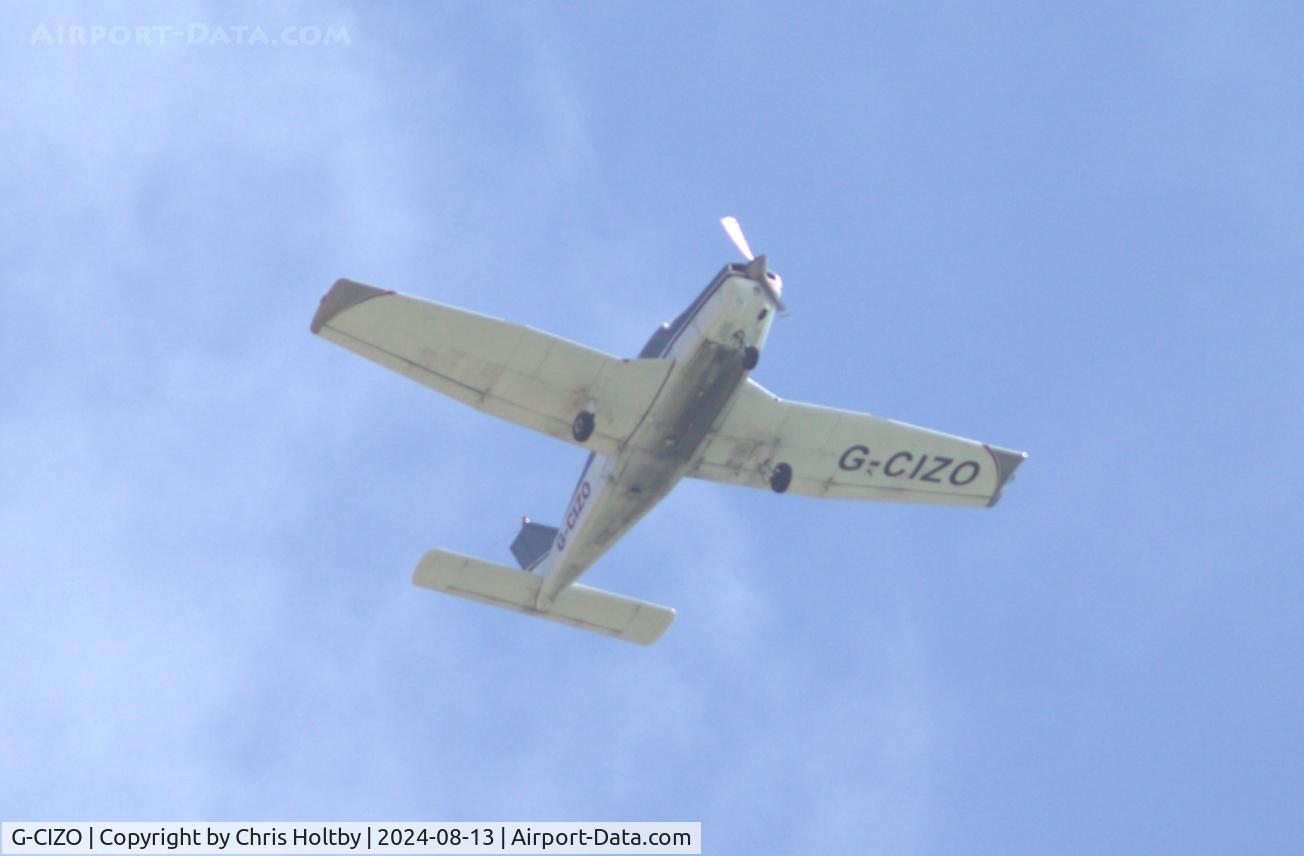 G-CIZO, 1989 Piper PA-28-161 Cadet C/N 2841155, Over High Salvington, W. Sussex