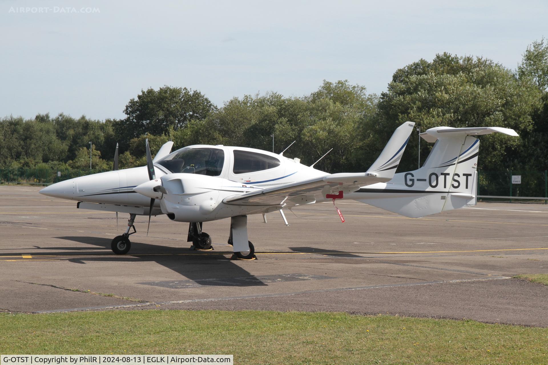 G-OTST, 2023 Diamond Aircraft Industries DA42 NG Twinstar C/N 42.N513, G-OTST 2023 Diamond DA 42 NG Twin Star Blackbushe 13.08.24 (2)