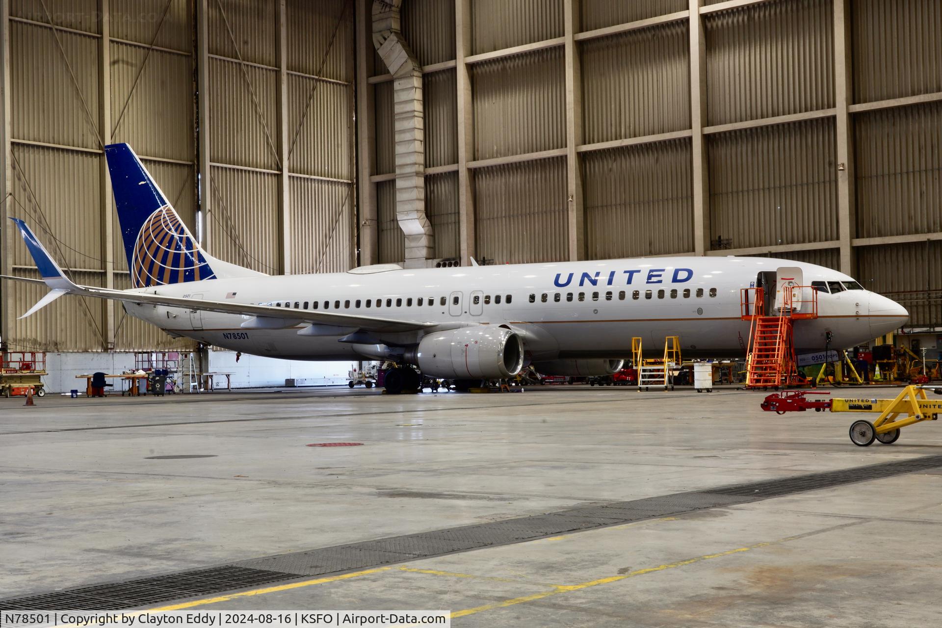 N78501, 2006 Boeing 737-824 C/N 31602, SFO 2024.