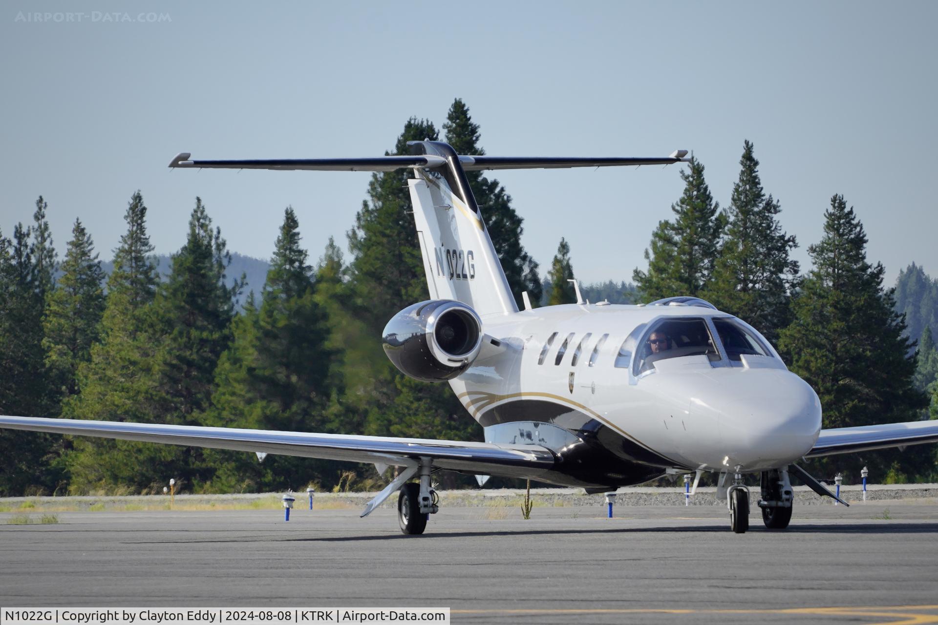 N1022G, 2017 Textron Aviation Inc. (Cessna) 525 Citation M2 C/N 525-0974, Truckee Tahoe airport in California 2024.