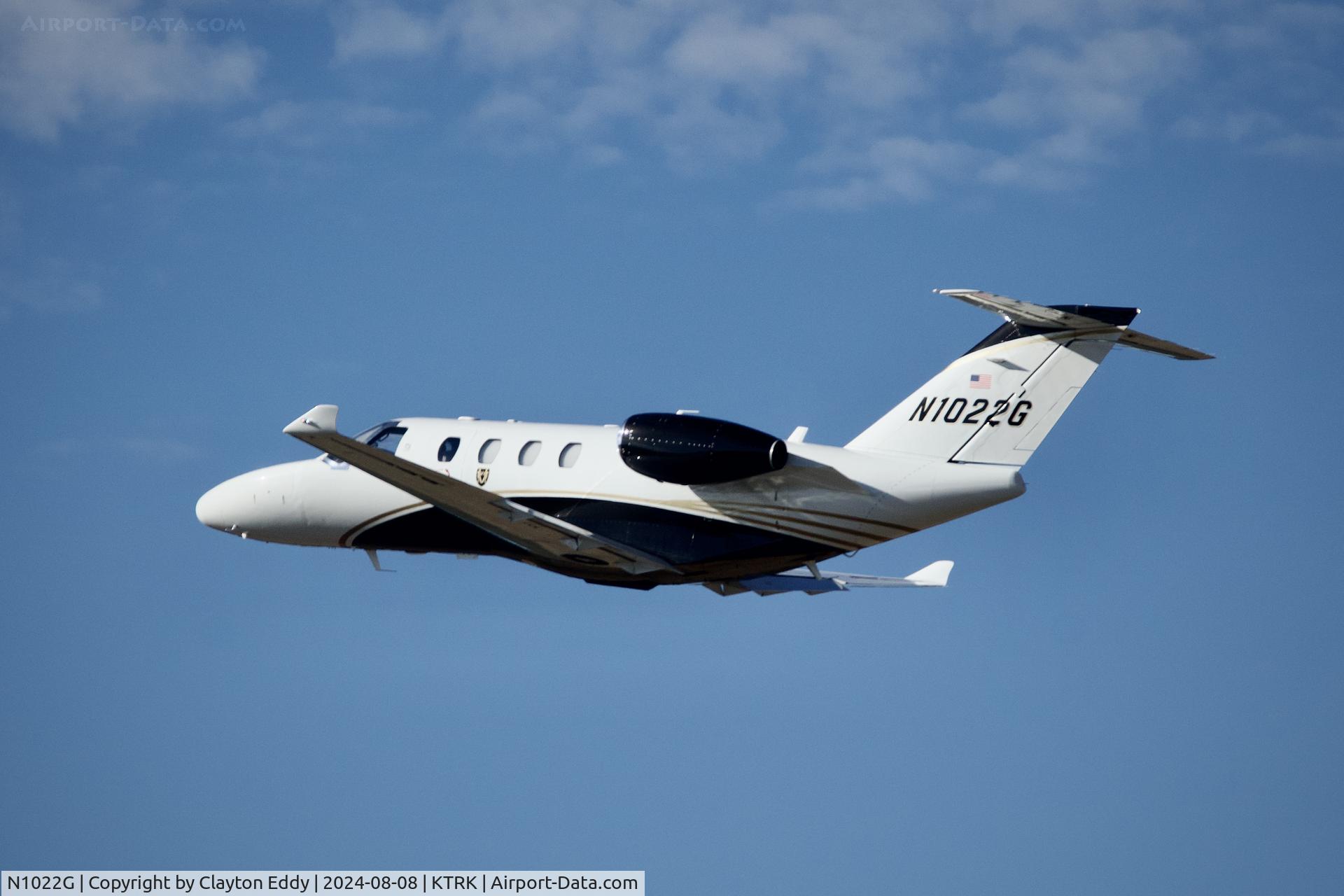 N1022G, 2017 Textron Aviation Inc. (Cessna) 525 Citation M2 C/N 525-0974, Truckee Tahoe airport in California 2024.