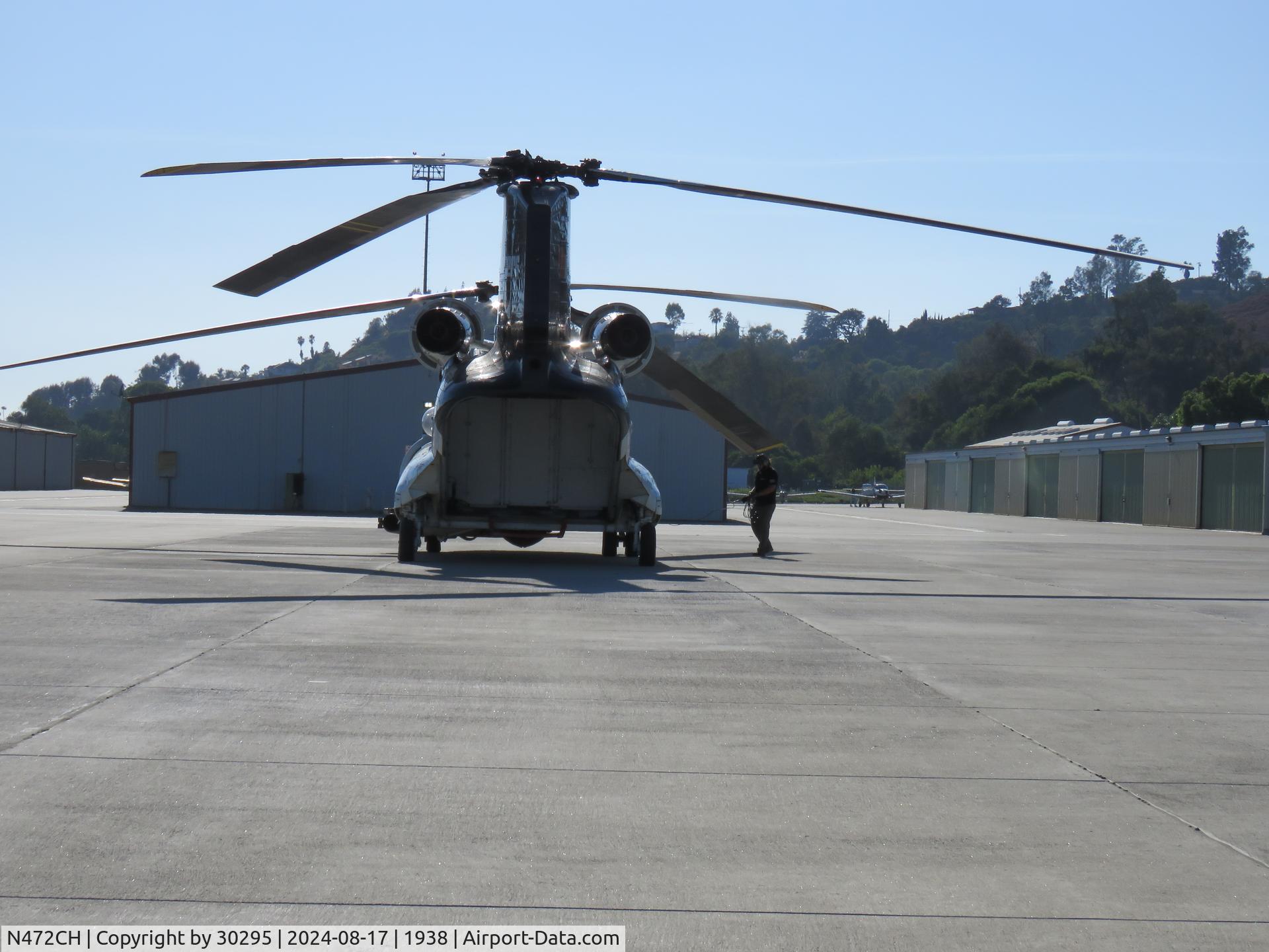 N472CH, 1990 Columbia Helicopters/Boeing Vertol CH-47D C/N 89-0138 (B-503/M.3292), Almost ready to start