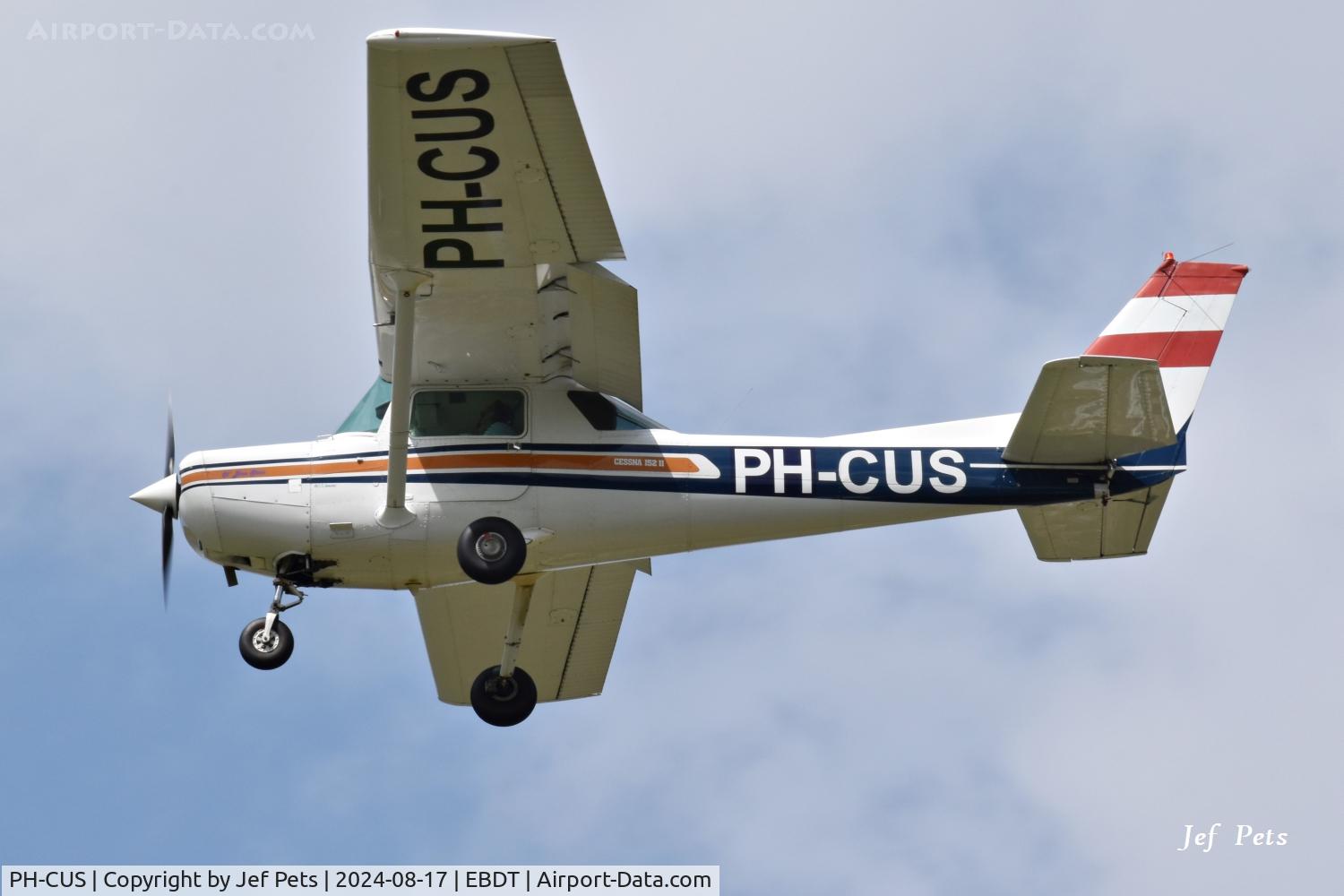 PH-CUS, 1980 Cessna 152 II C/N 15284488, At Oldtimer Fly-in Schaffen.