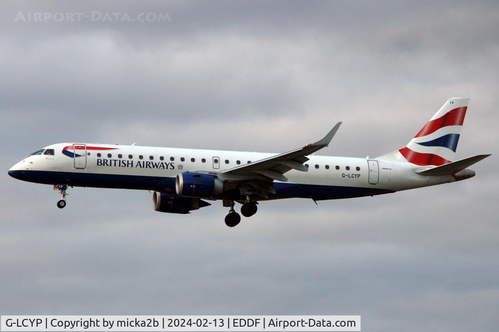 G-LCYP, 2011 Embraer 190SR (ERJ-190-100SR) C/N 19000443, Landing