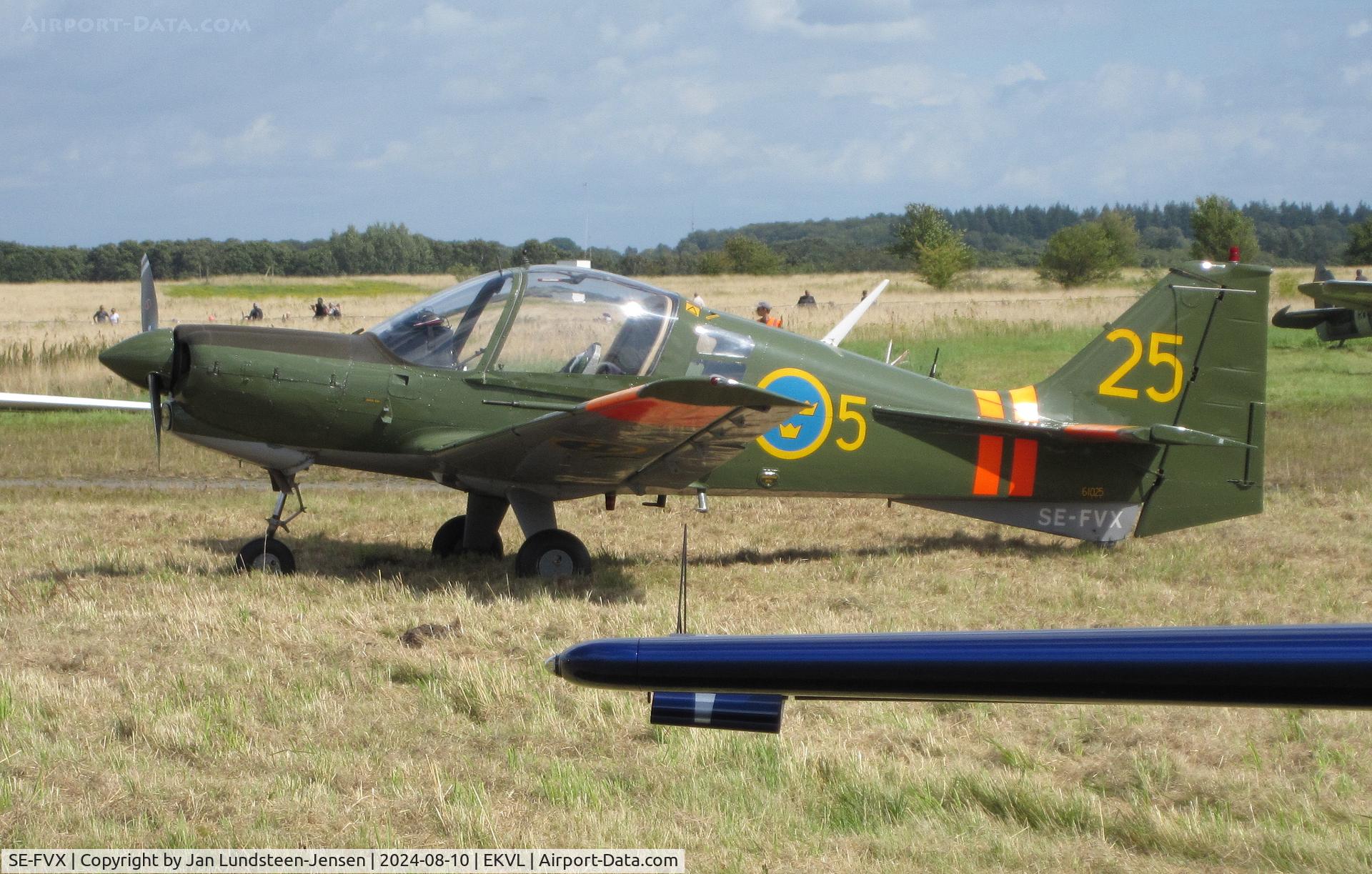SE-FVX, 1971 Scottish Aviation Sk.61D Bulldog C/N BH100/130, Bulldog SE-FVX seen at an airshow at Vaerloese, Denmark. Built in 1971 and used as a trainer by Swedish Air Force. Today operated by Swedish Air Force Historic Flight.