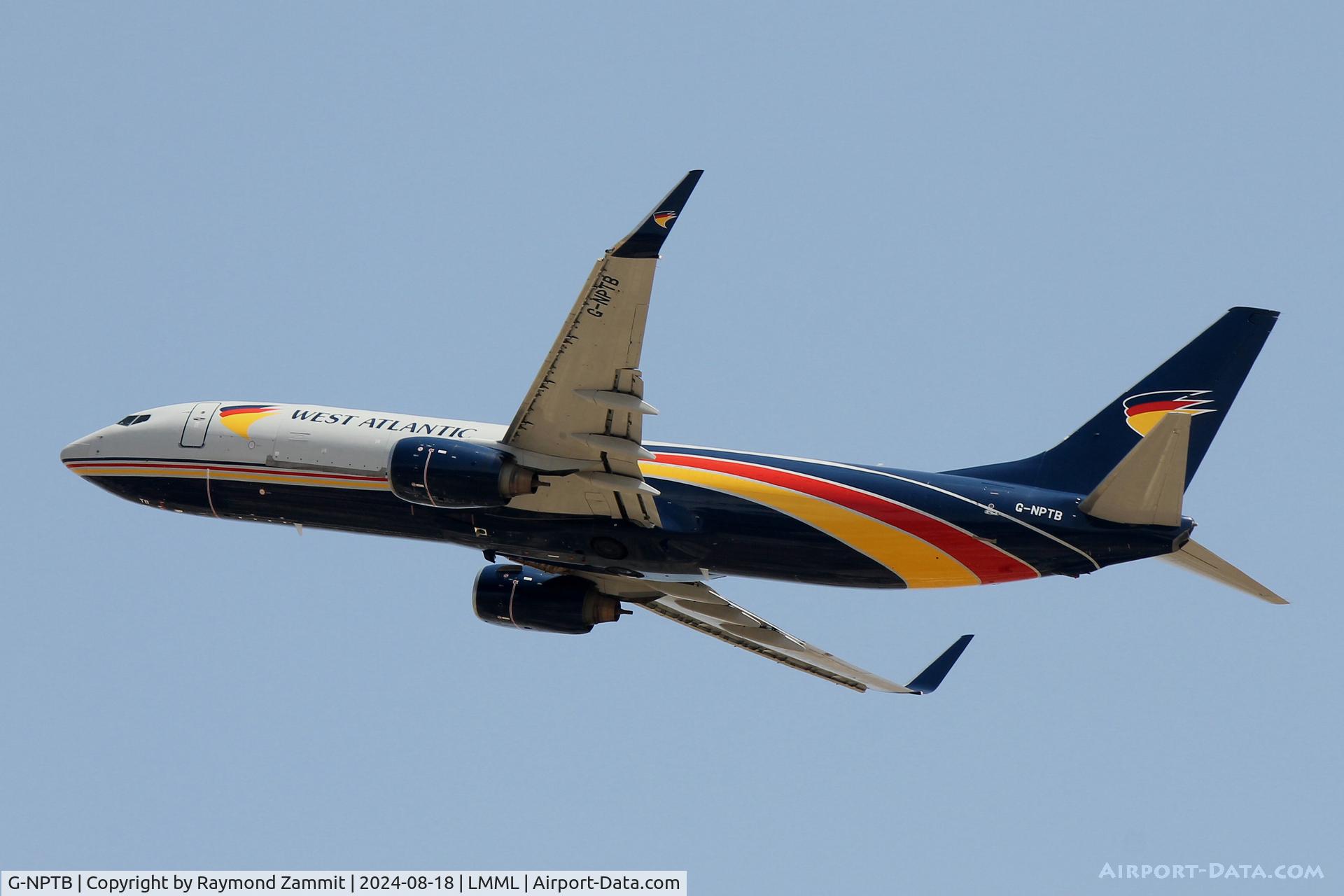 G-NPTB, 2002 Boeing 737-83N C/N 32609, B737-800 G-NPTB West Atlantic UK