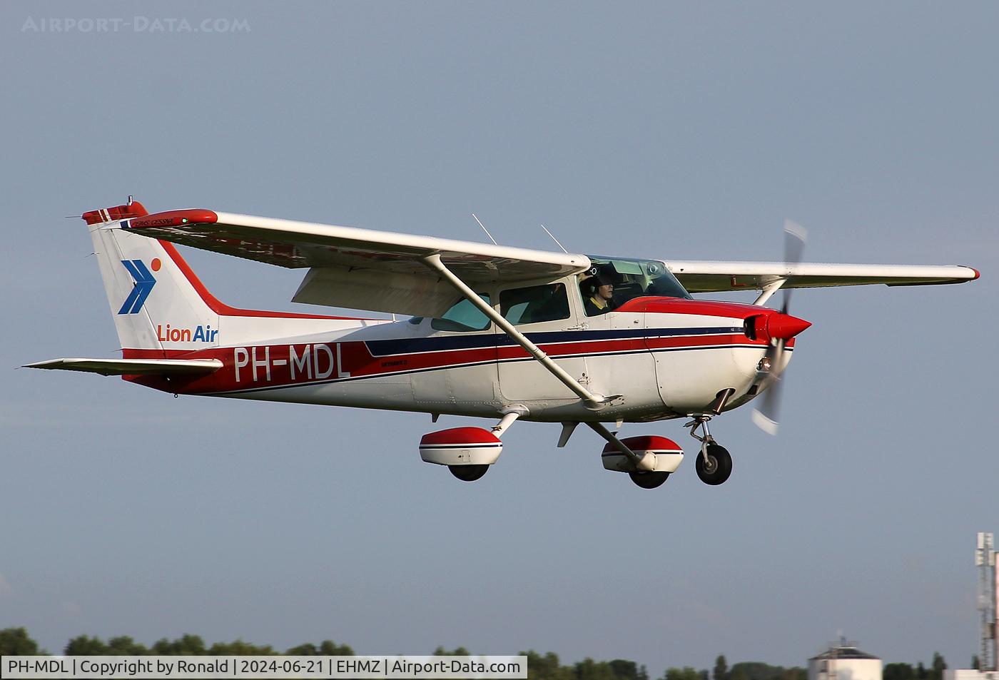 PH-MDL, 1980 Cessna 172N C/N F17202024, at ehmz