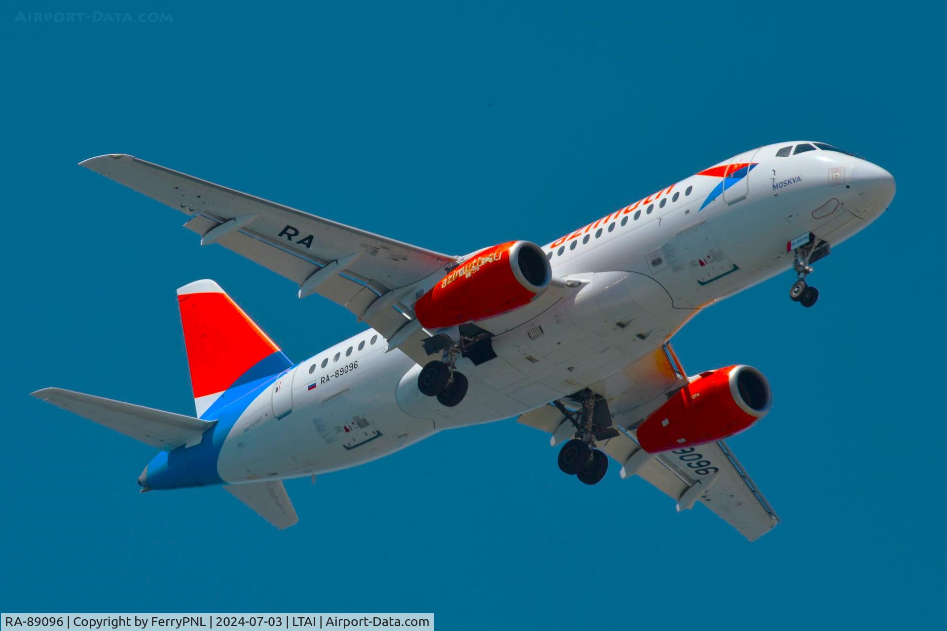 RA-89096, 2018 Sukhoi Superjet 100-95LR C/N 95152, Azimuth SSJ100 landing in AYT