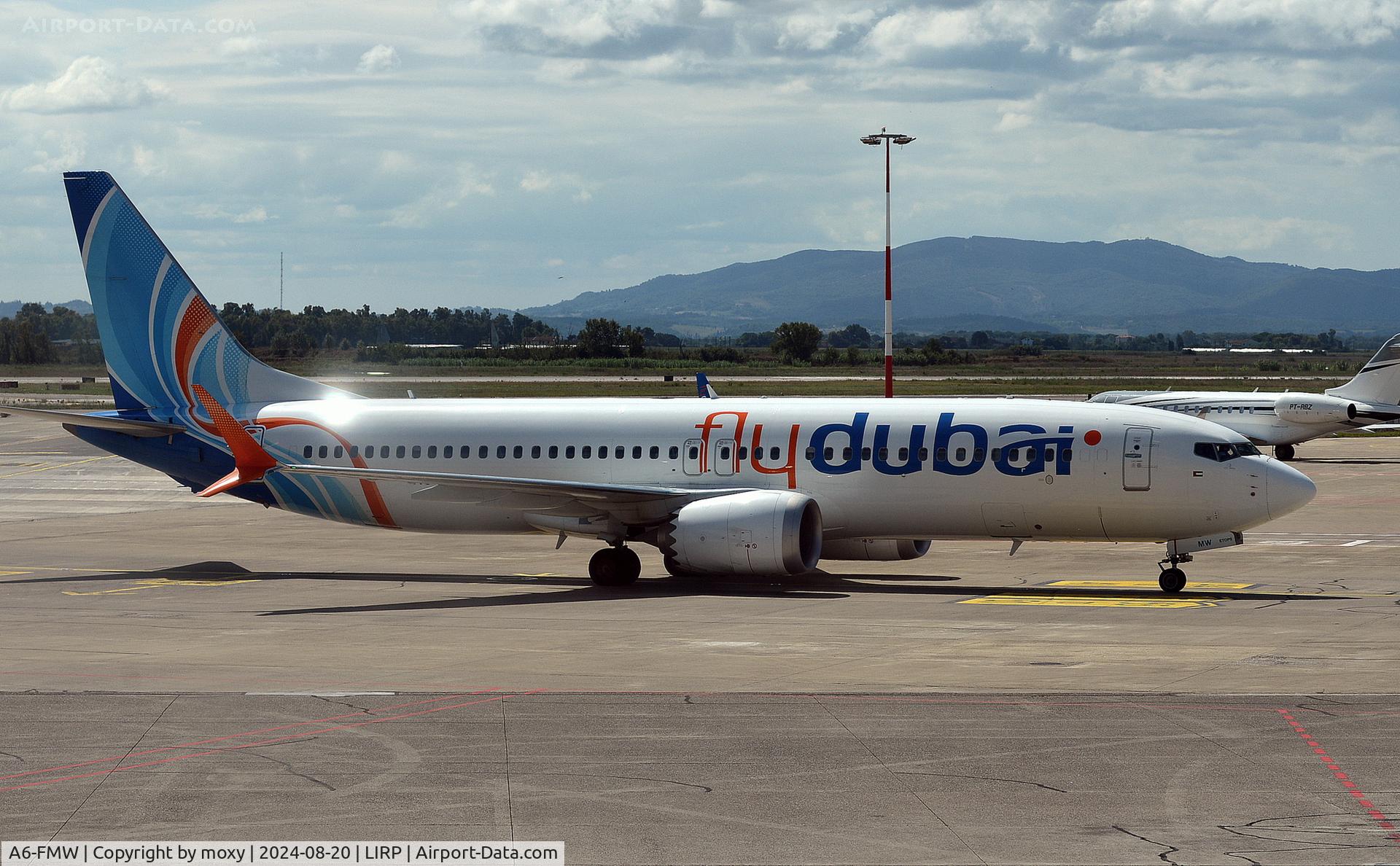 A6-FMW, 2021 Boeing B737 NG/MAX C/N 60975, Boeing B737 NG/MAX at Pisa.