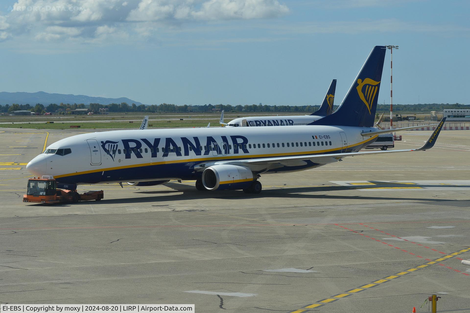EI-EBS, 2009 Boeing 737-8AS C/N 35001, Boeing 737-8AS at Pisa.
