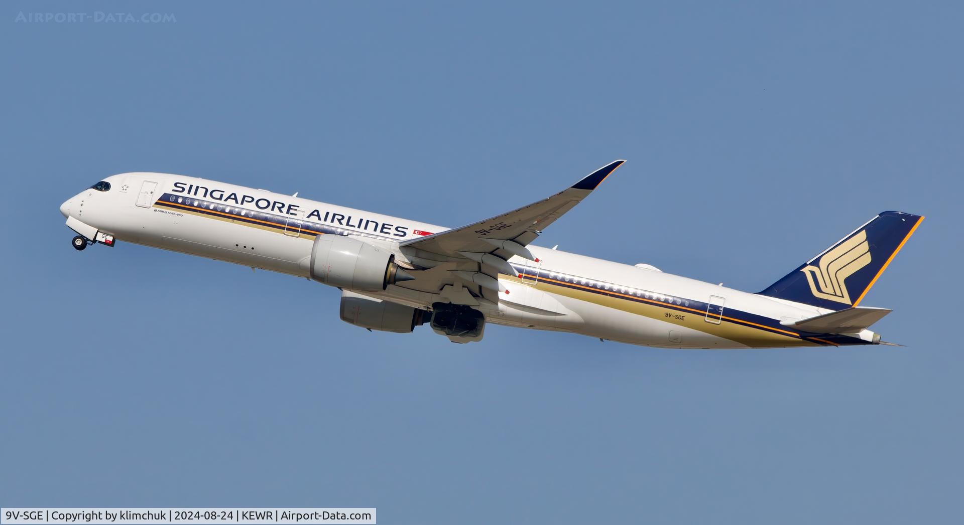 9V-SGE, 2018 Airbus A350-941 ULR C/N 216, Flight to Singapore