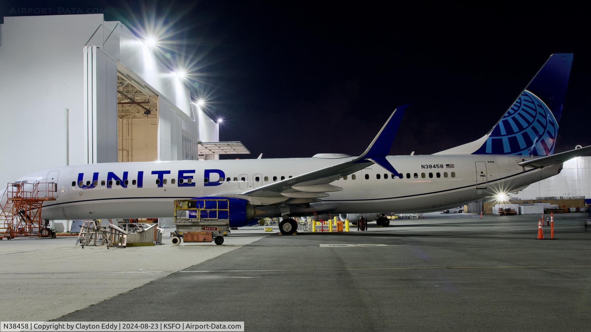 N38458, 2012 Boeing 737-924/ER C/N 37199, SFO 2024.