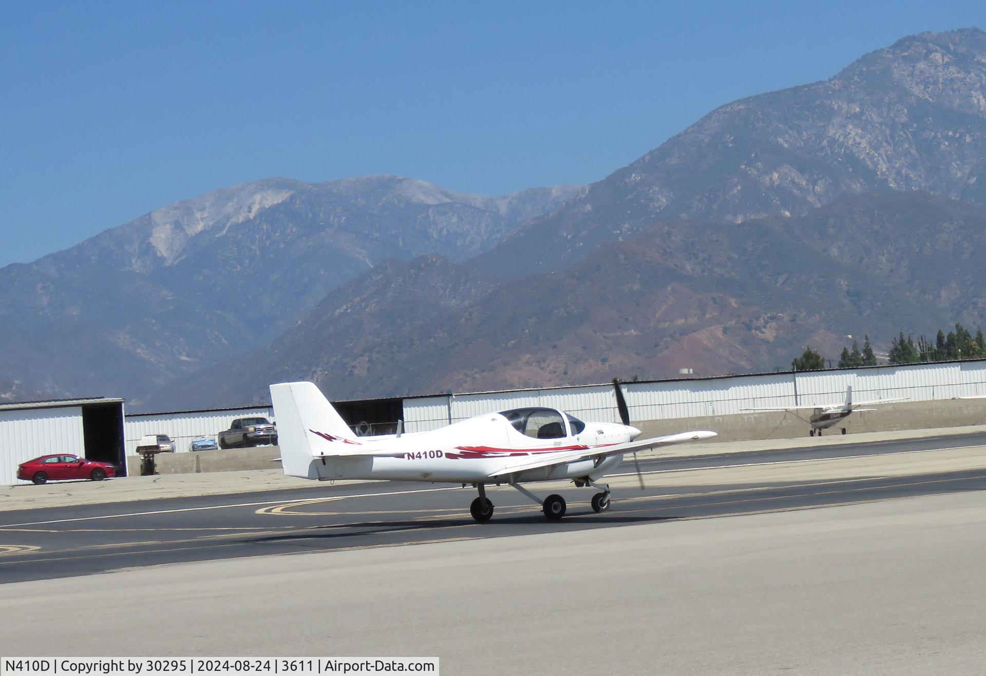 N410D, 2011 Europa XS Tri-Gear C/N 147, Taxiing