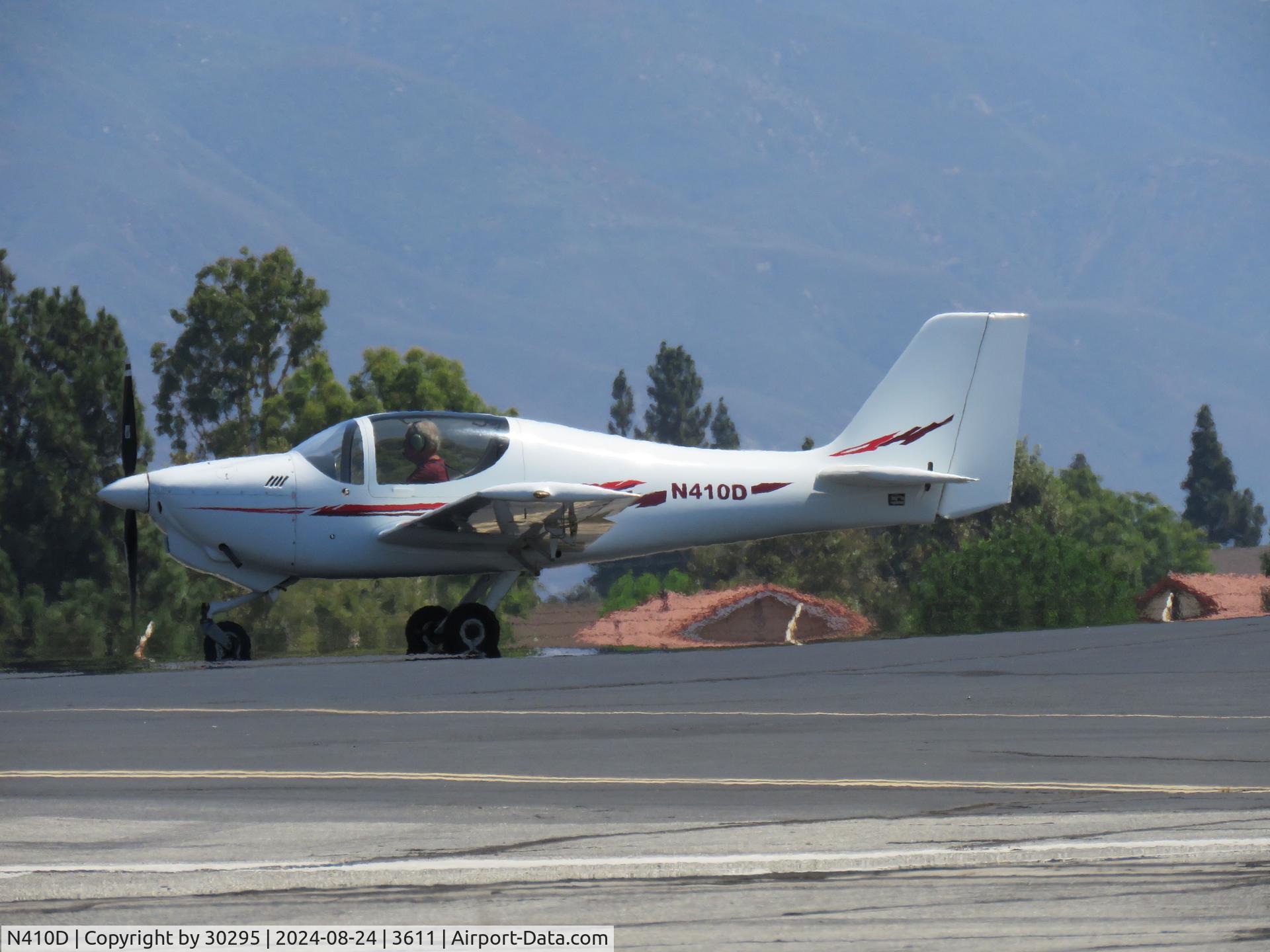 N410D, 2011 Europa XS Tri-Gear C/N 147, Waiting to cross over