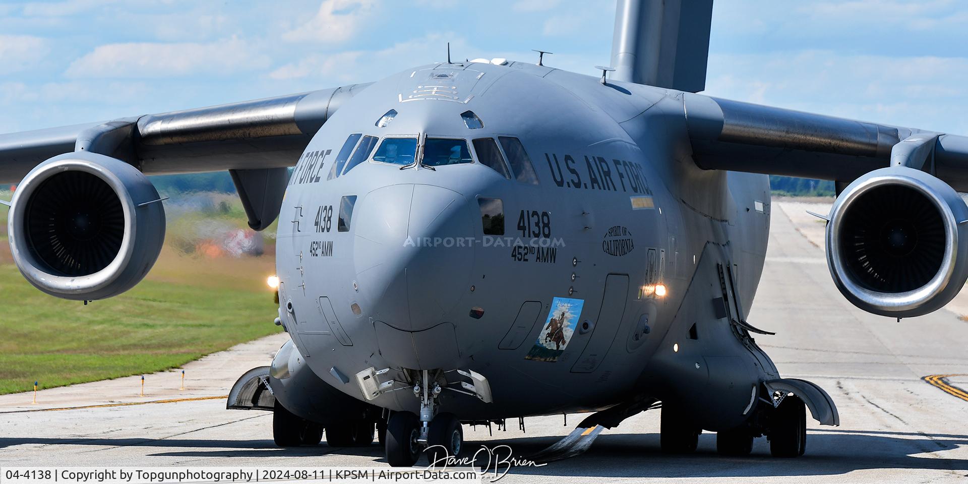 04-4138, 2004 Boeing C-17A Globemaster III C/N P-138, REACH409