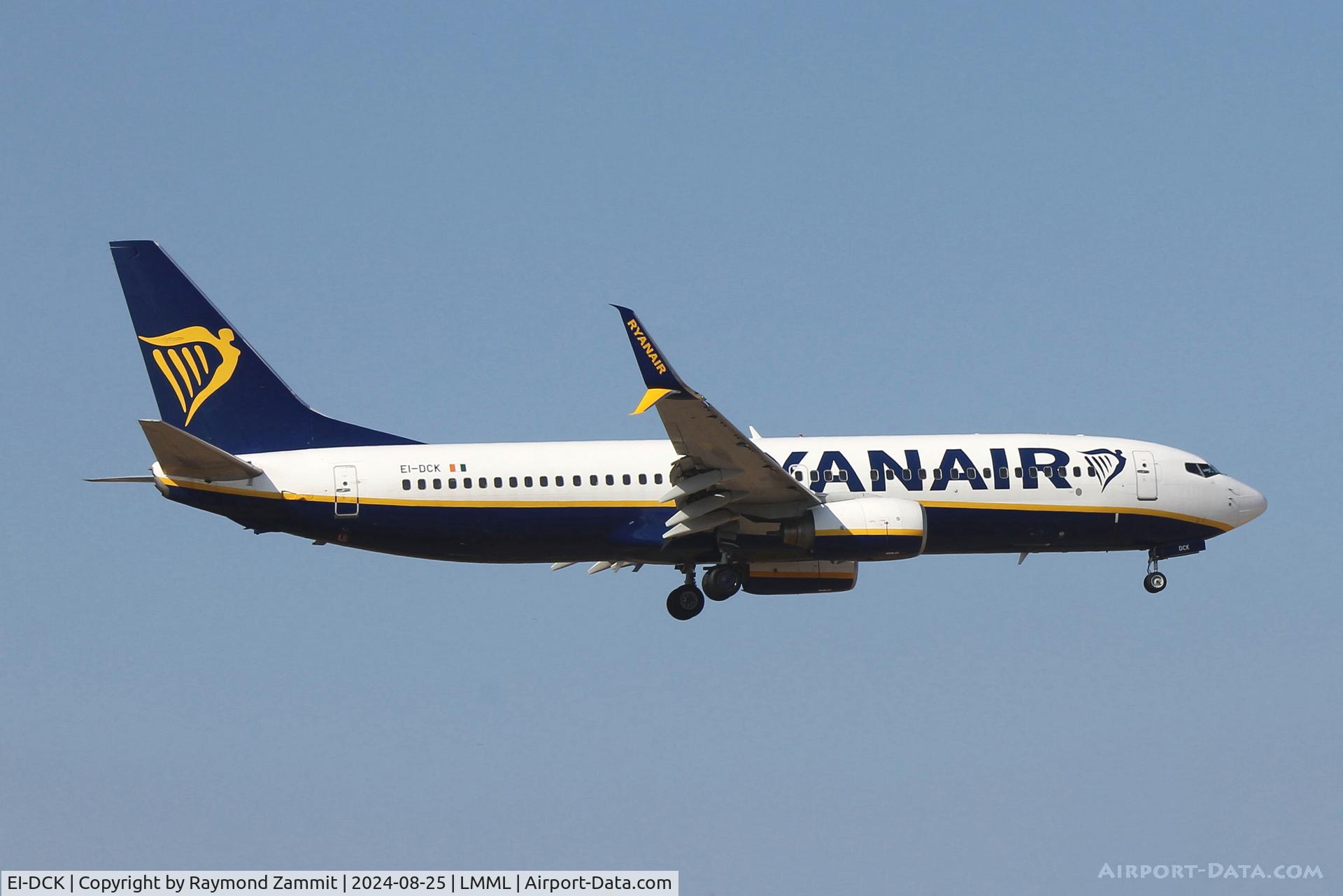 EI-DCK, 2004 Boeing 737-8AS C/N 33565, B737-800 EI-DCK Ryanair