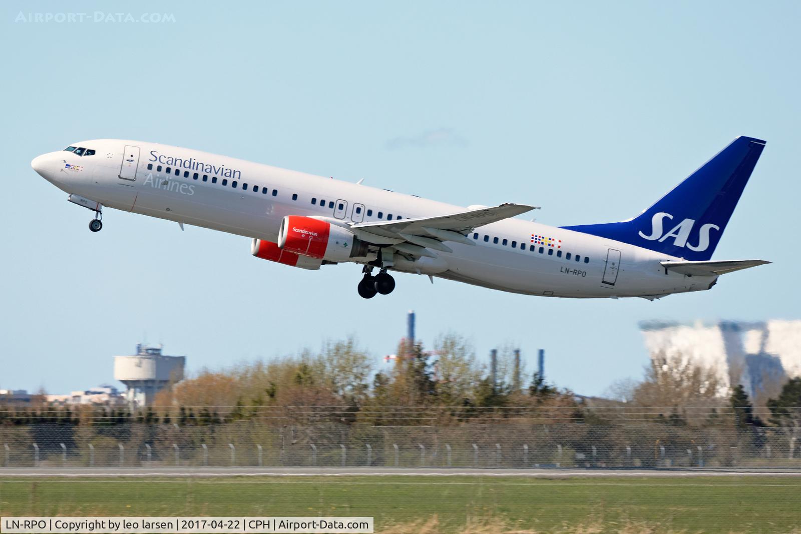 LN-RPO, 2000 Boeing 737-883 C/N 30467, Copenhagen 22.4.2017