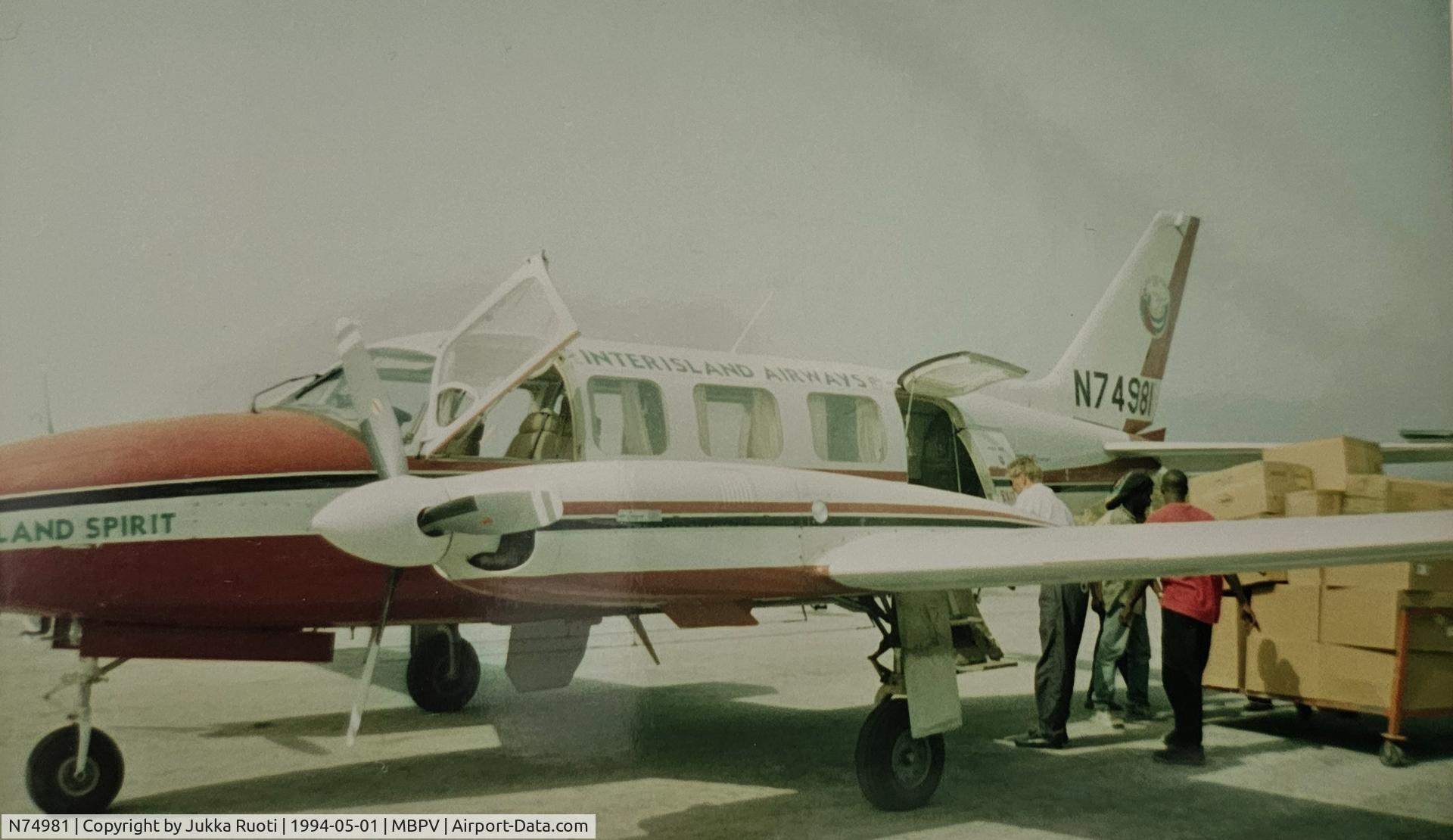 N74981, 1974 Piper PA-31-350 Chieftain C/N 31-7405133, Interisland Airways, Providenciales, Turks & Caicos Island, BWI. 1994.
