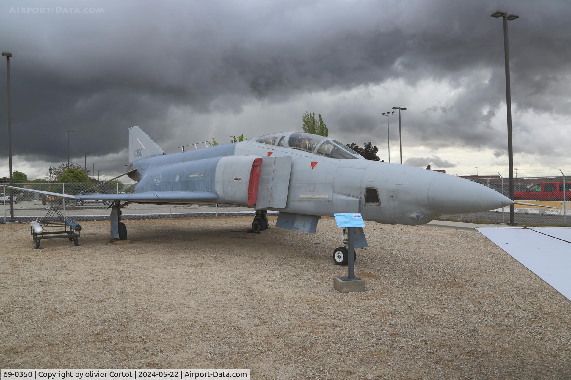 69-0350, 1969 McDonnell Douglas RF-4C Phantom II C/N 3688, May 2024